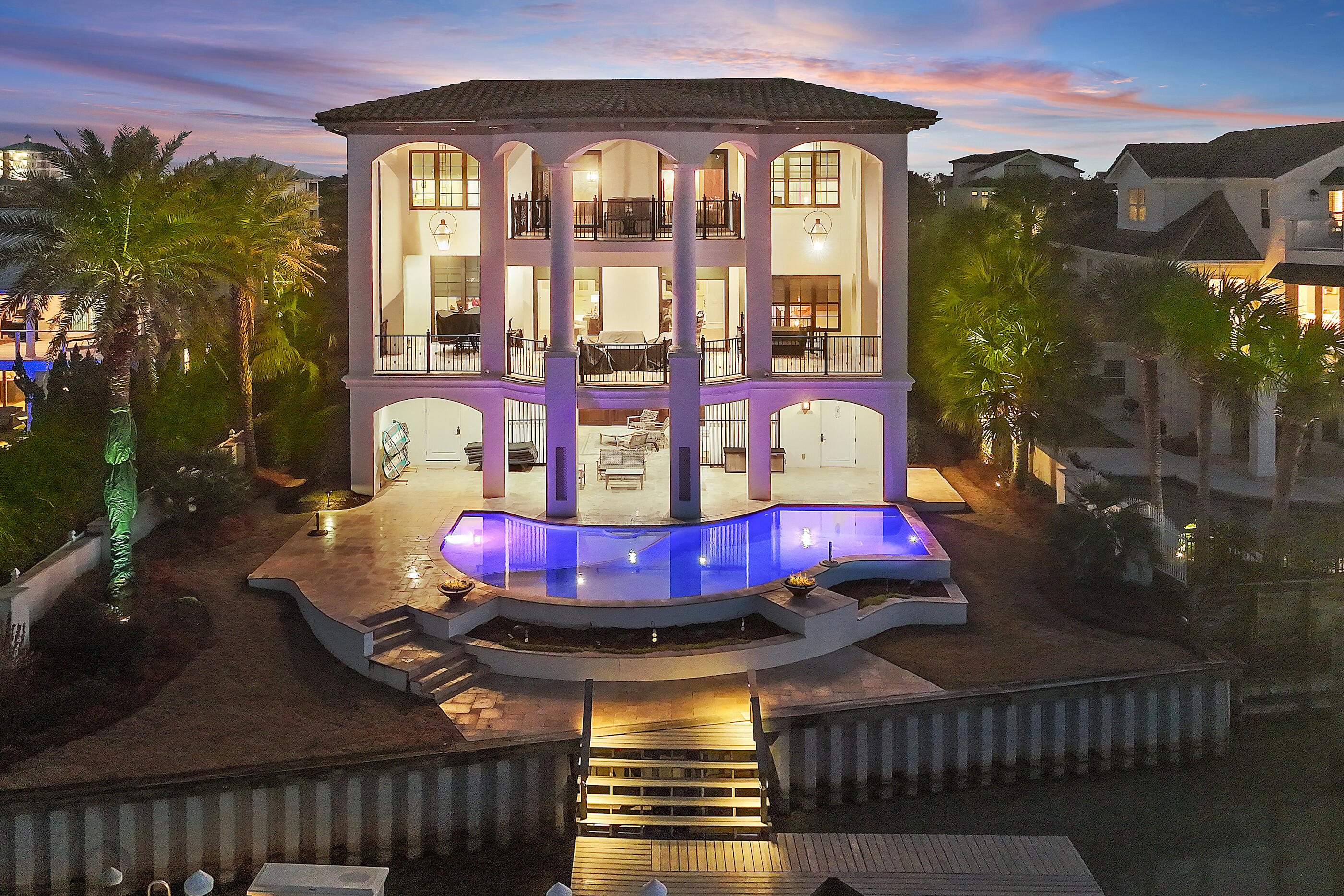 HOLIDAY ISLE - Residential