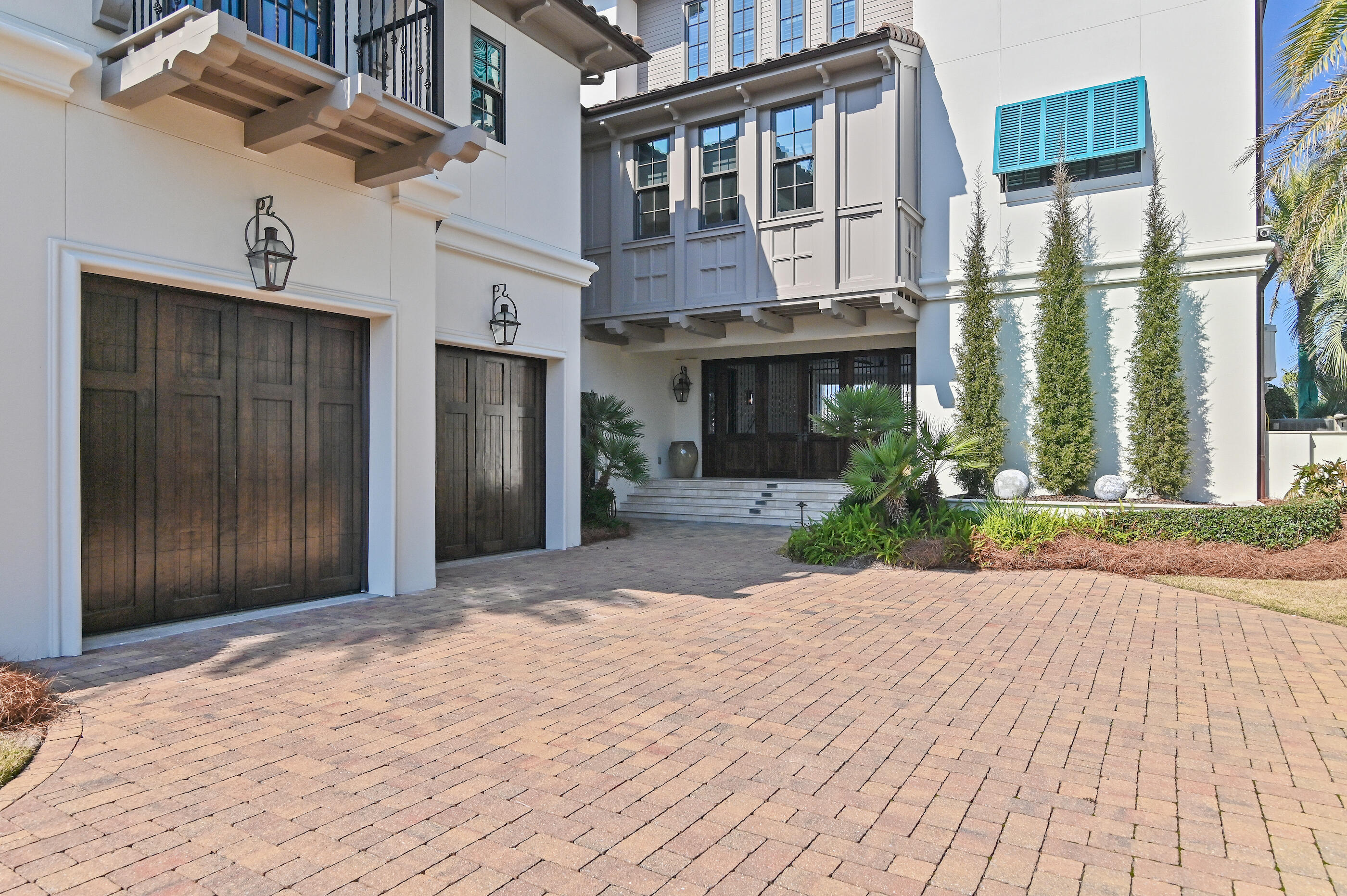 HOLIDAY ISLE - Residential