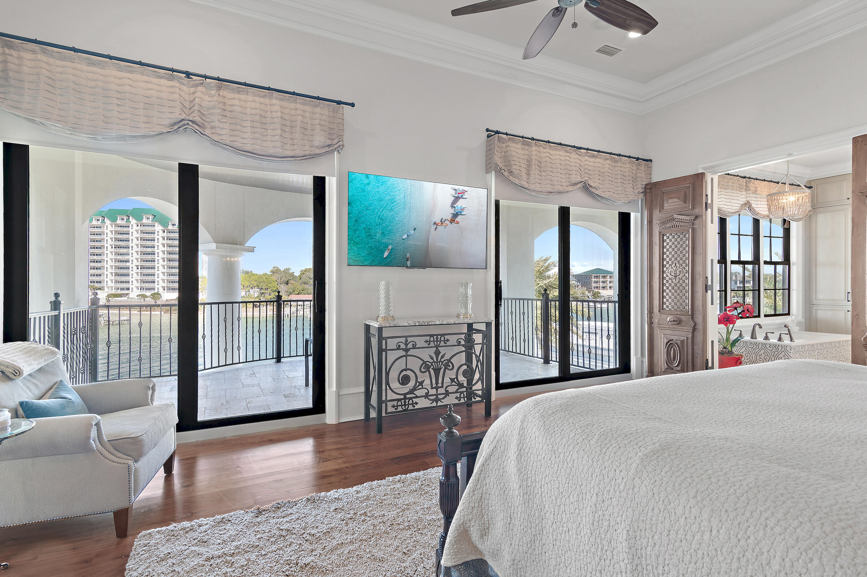 HOLIDAY ISLE - Residential