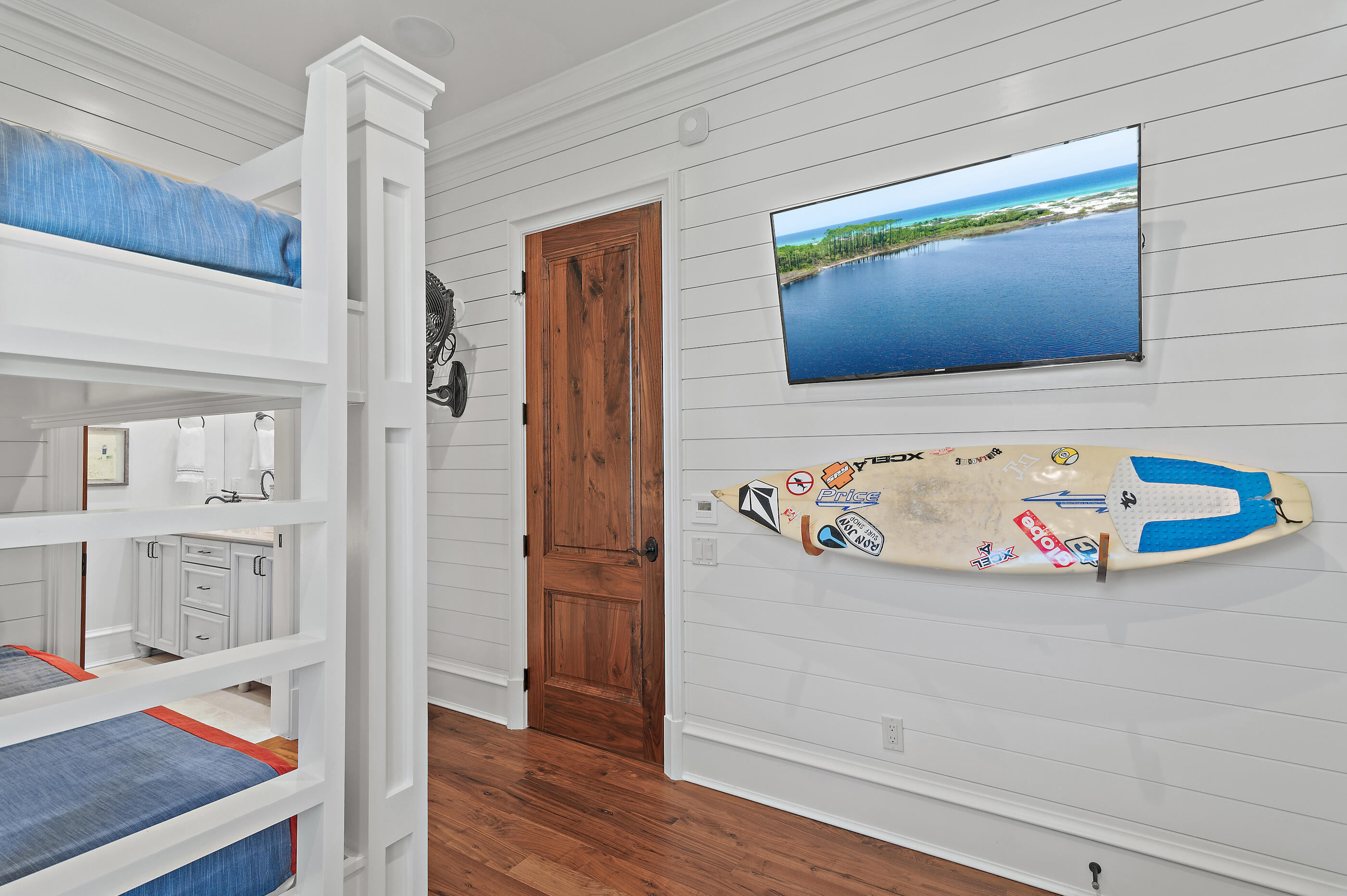 HOLIDAY ISLE - Residential