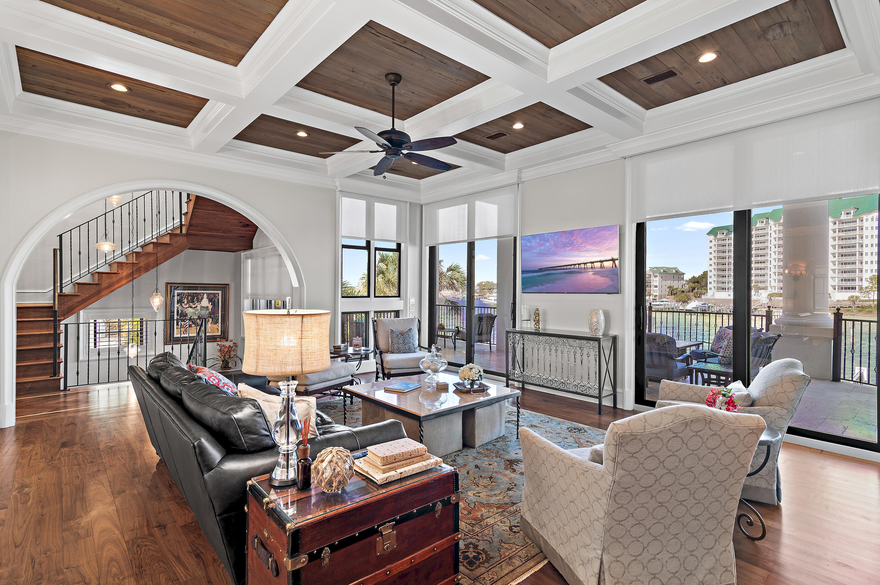 HOLIDAY ISLE - Residential