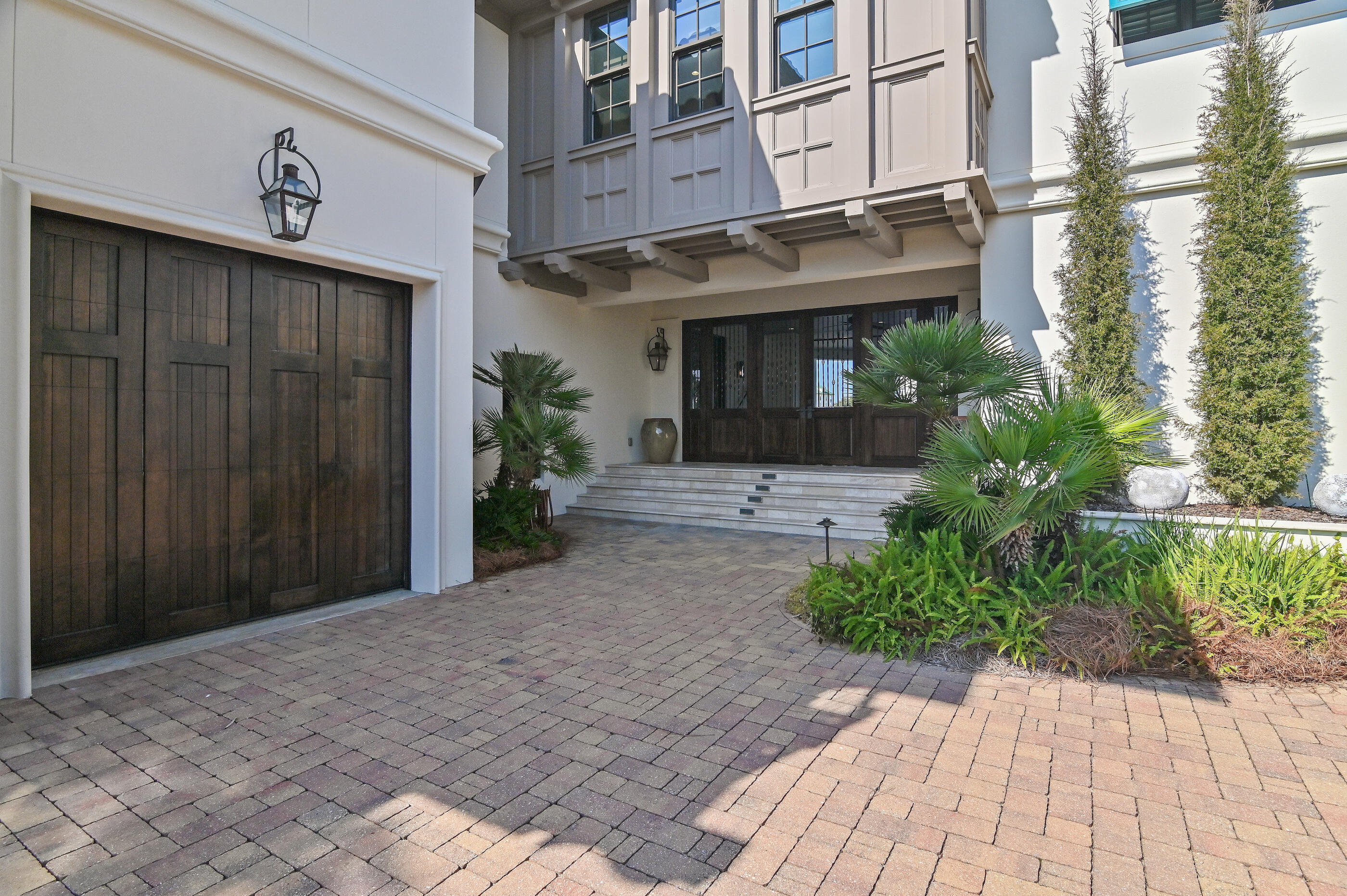 HOLIDAY ISLE - Residential