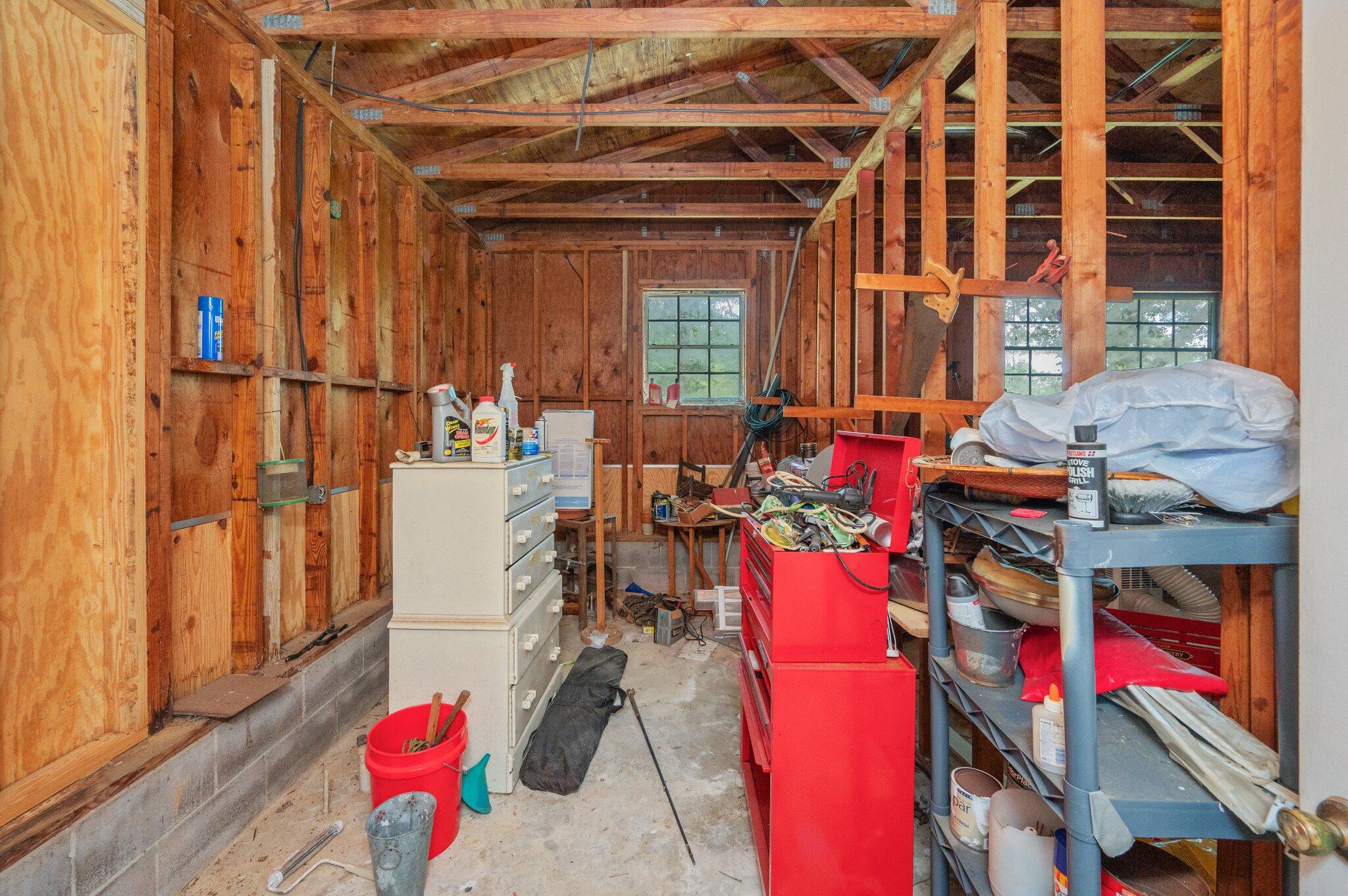 METES & BOUNDS - Residential Lease