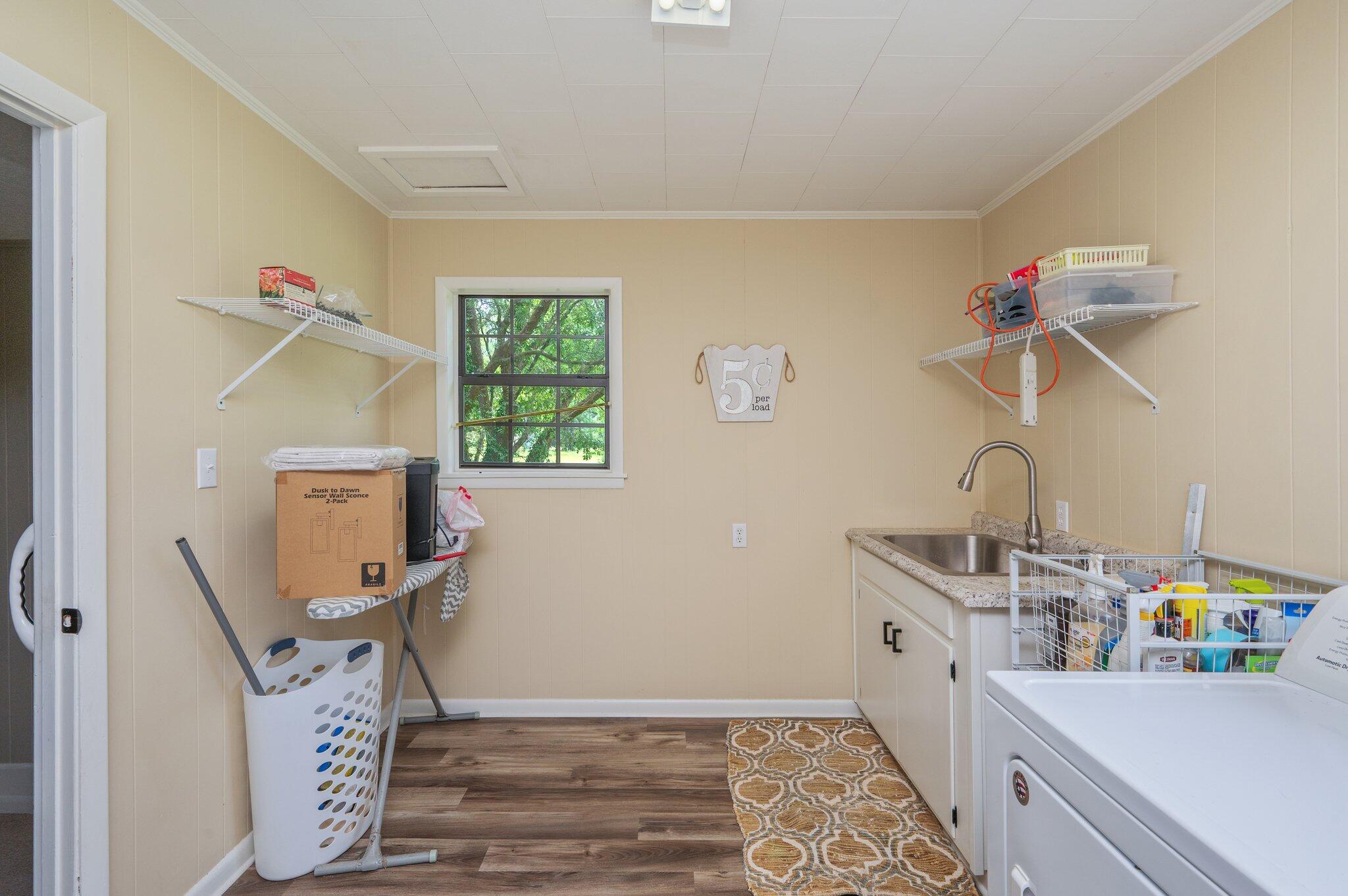 METES & BOUNDS - Residential Lease