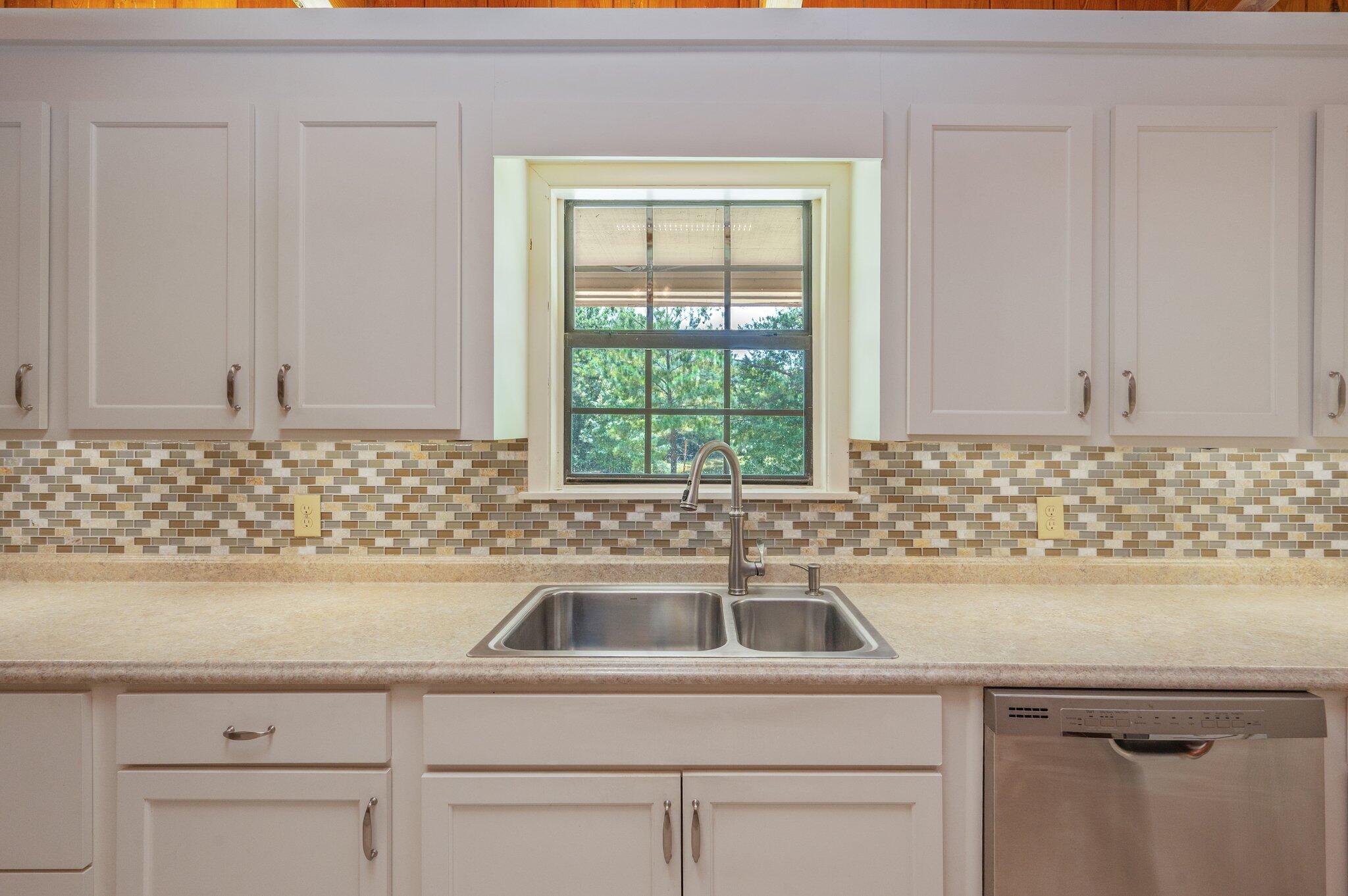 METES & BOUNDS - Residential Lease