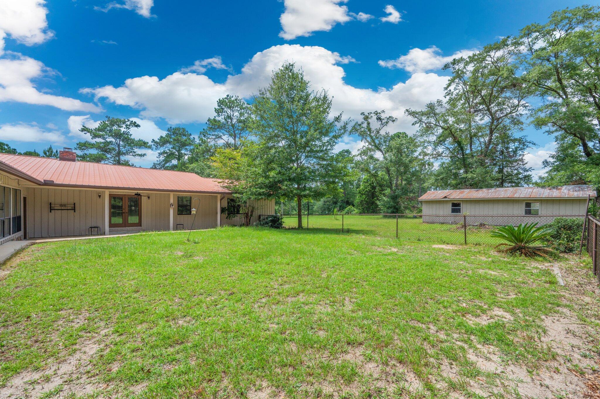 METES & BOUNDS - Residential Lease