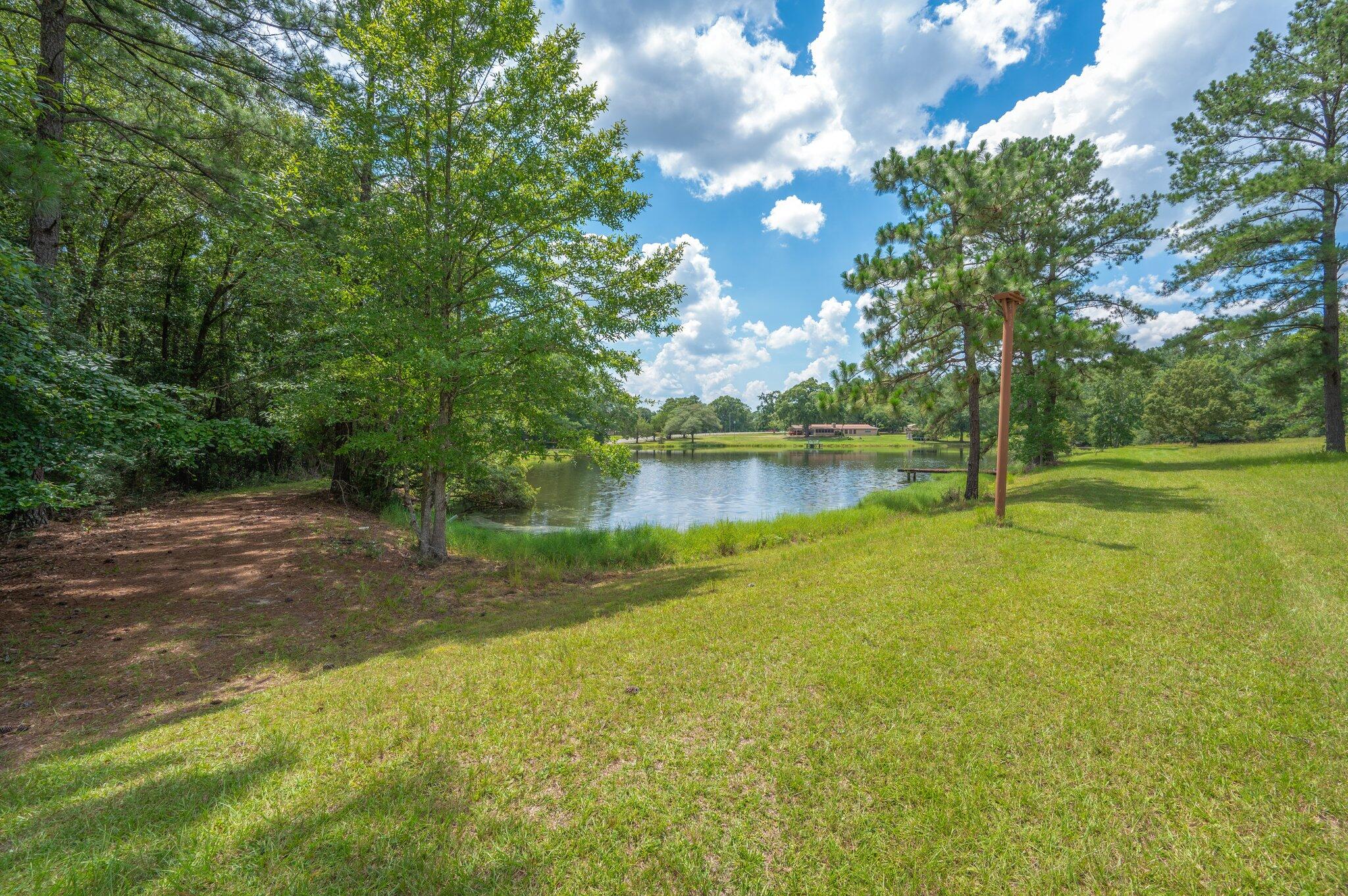 METES & BOUNDS - Residential Lease