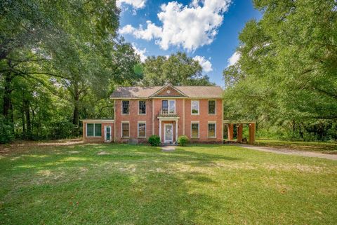 401 W James Lee Boulevard Crestview FL 32536