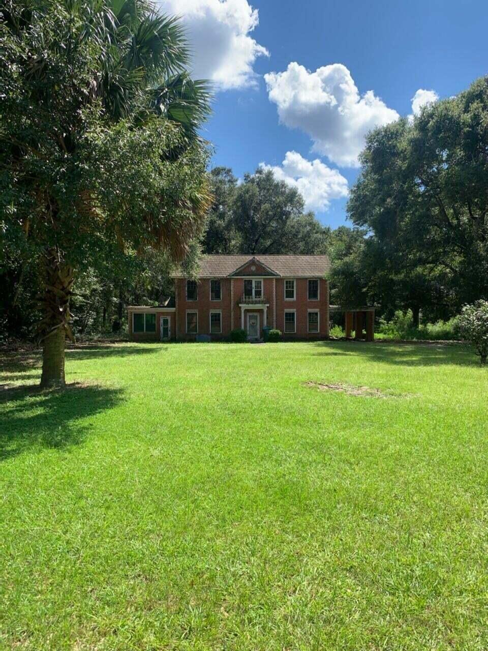 401 W James Lee Boulevard