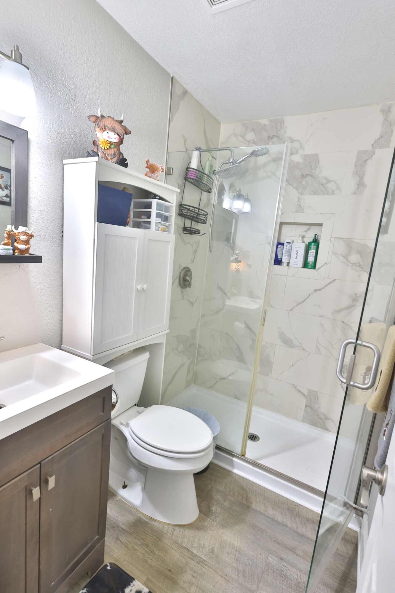 PINE MEADOWS - Residential