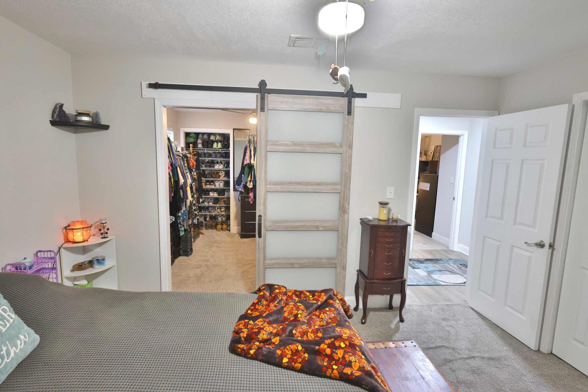 PINE MEADOWS - Residential