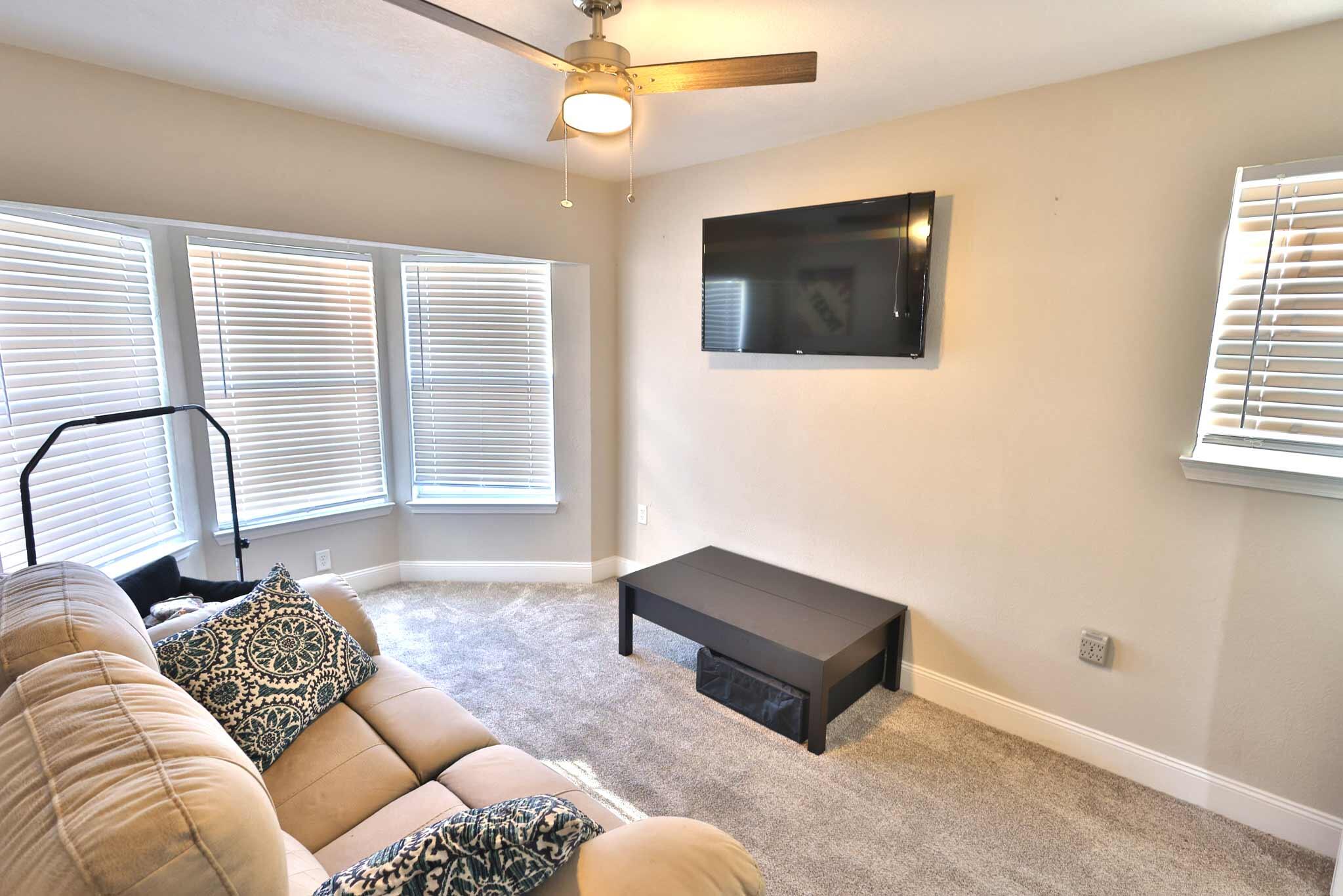 PINE MEADOWS - Residential