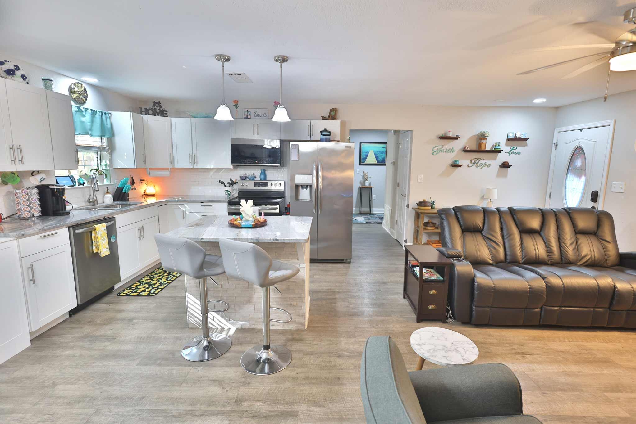 PINE MEADOWS - Residential