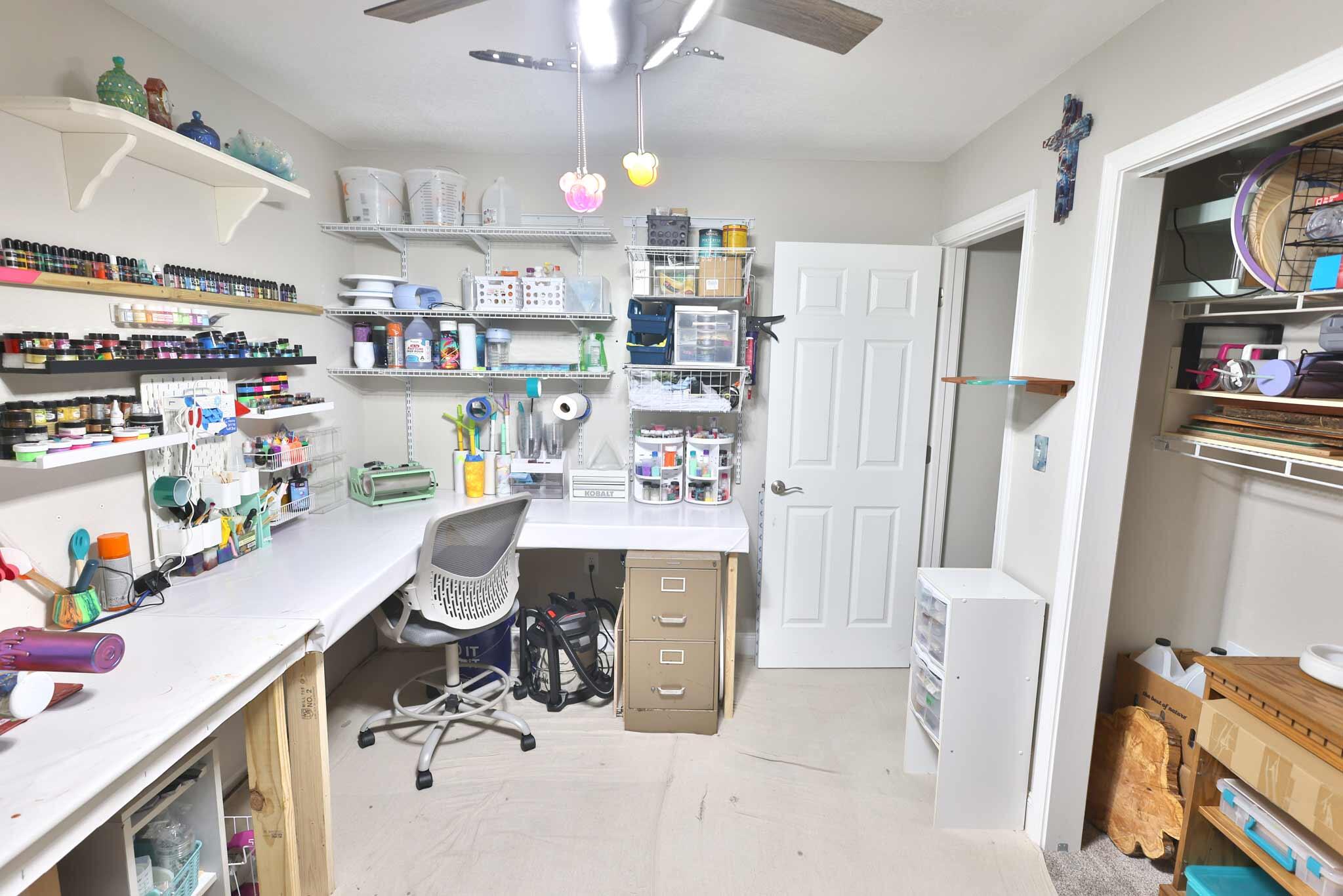 PINE MEADOWS - Residential