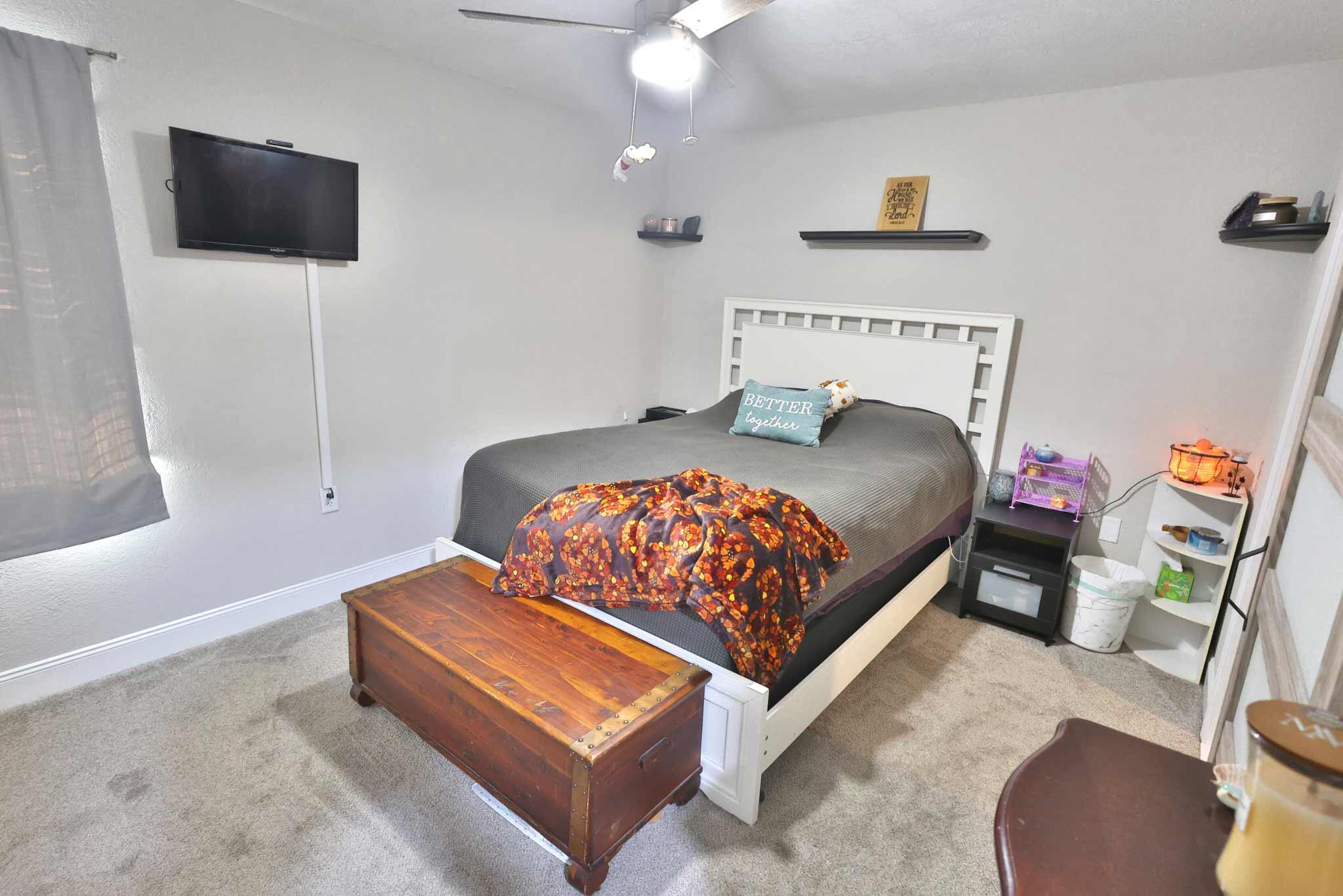 PINE MEADOWS - Residential