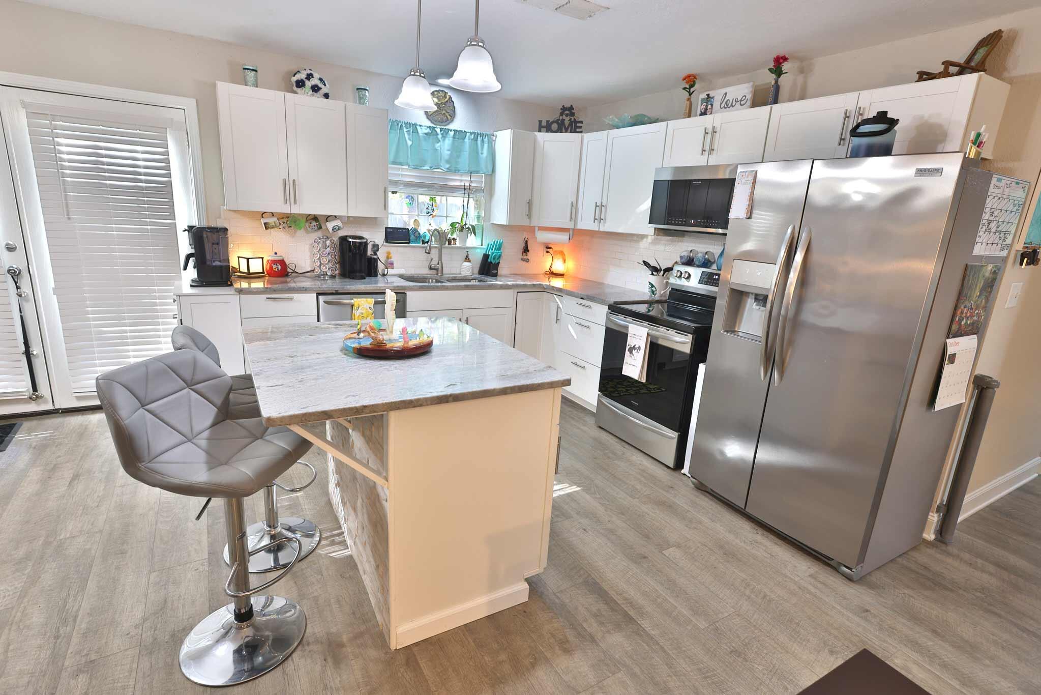 PINE MEADOWS - Residential