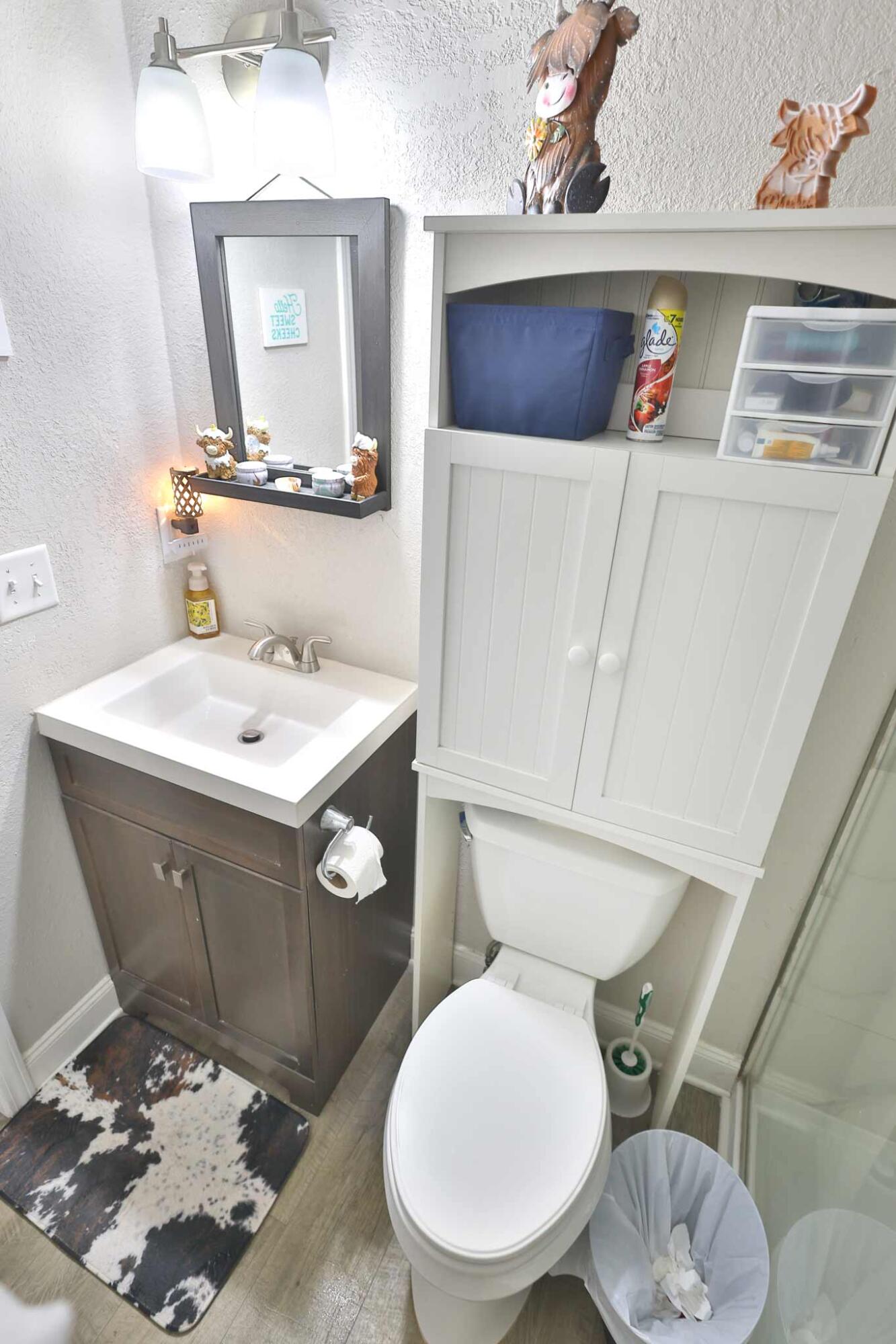 PINE MEADOWS - Residential