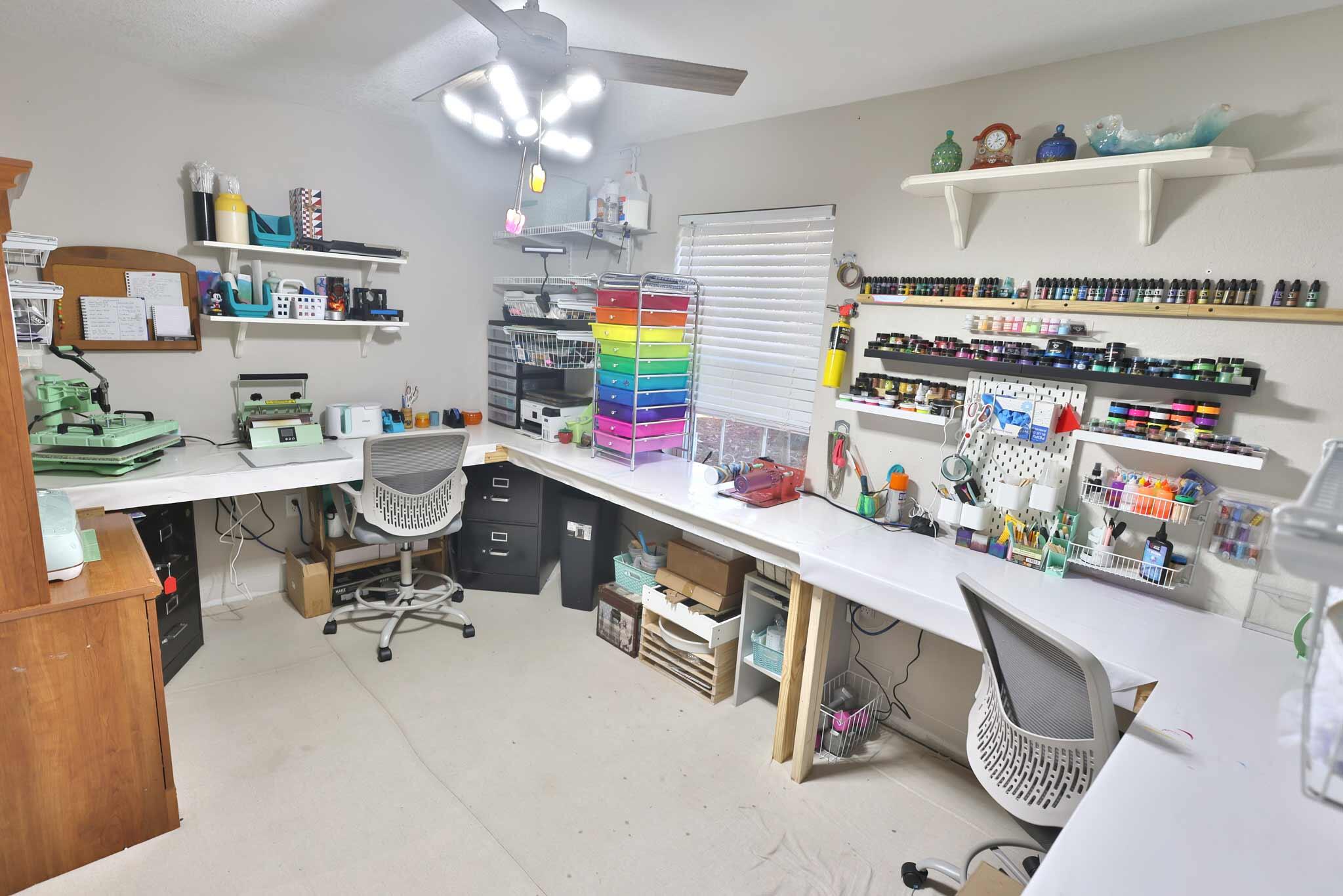 PINE MEADOWS - Residential