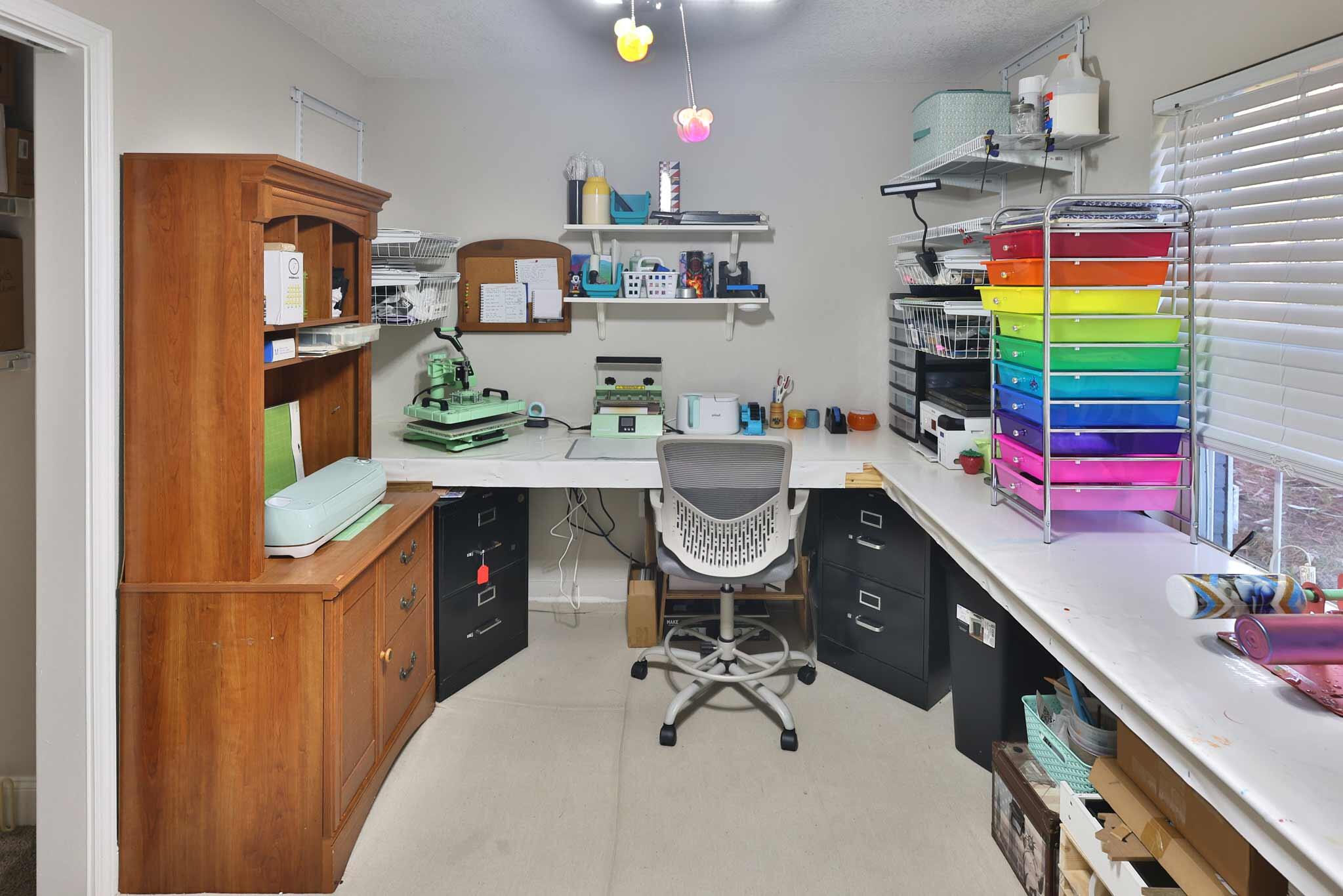 PINE MEADOWS - Residential