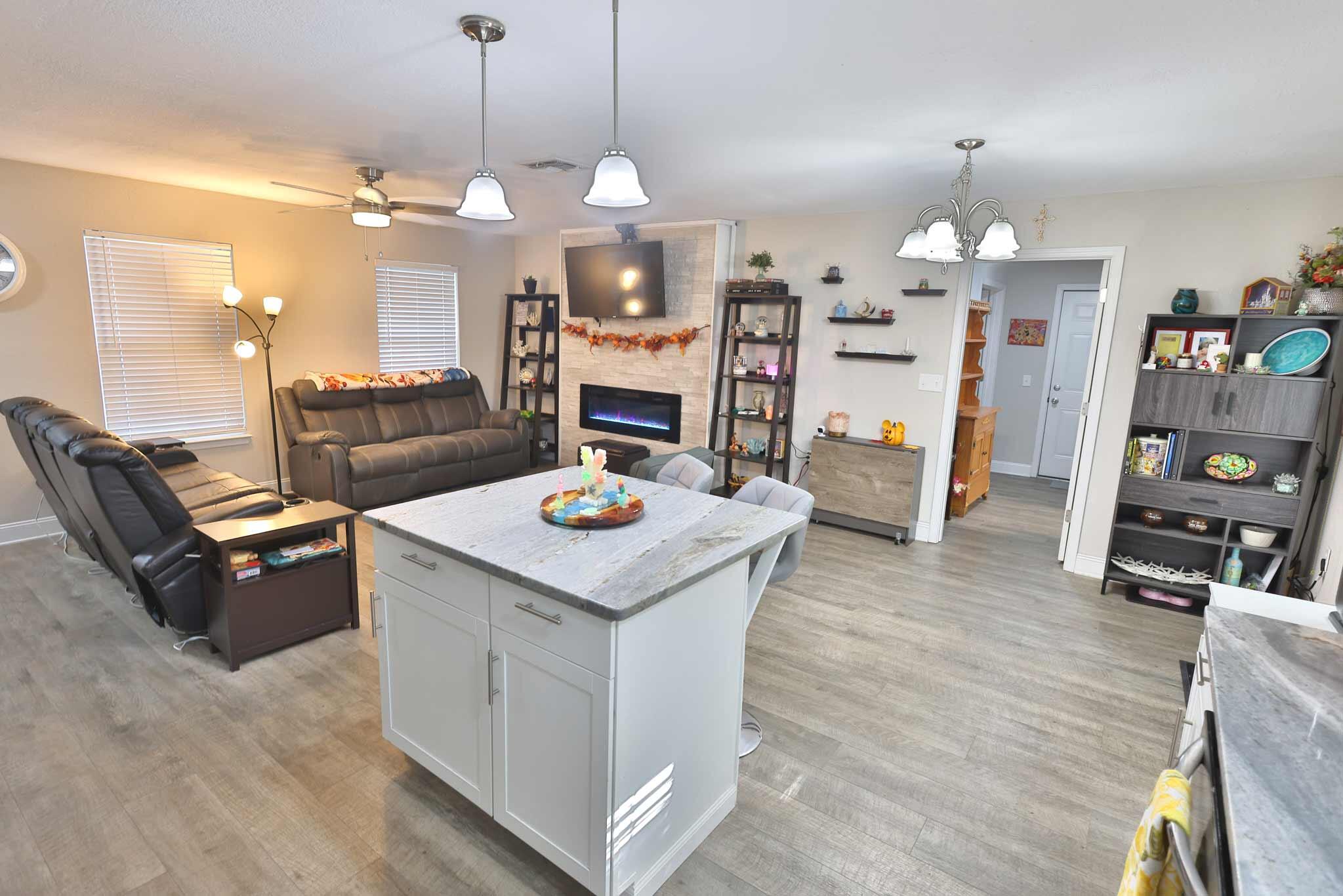 PINE MEADOWS - Residential