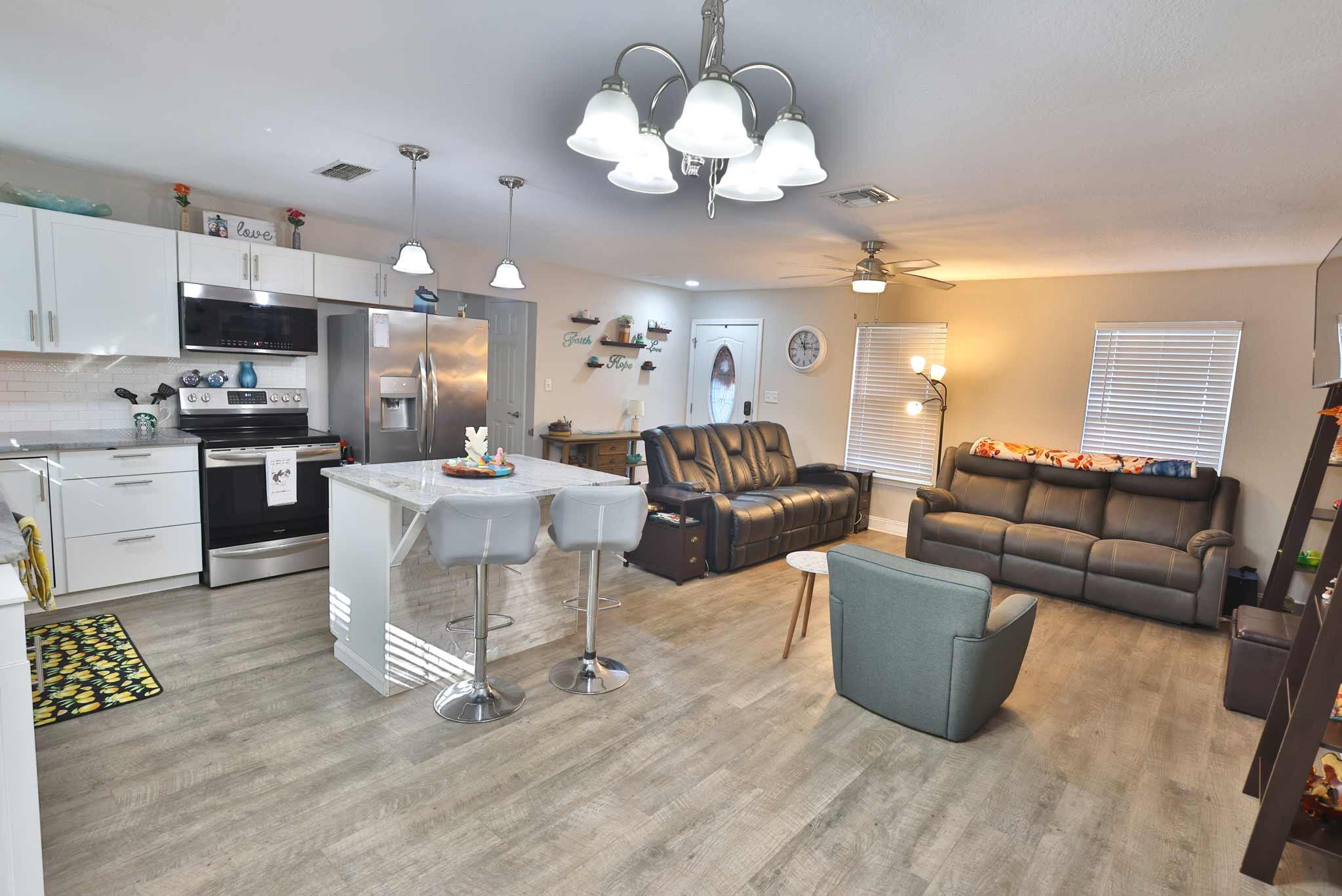 PINE MEADOWS - Residential