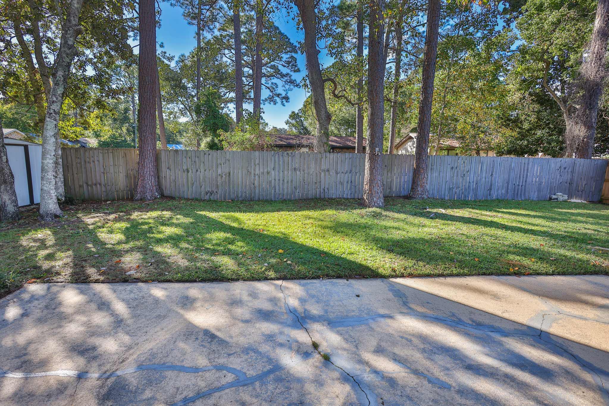 PINE MEADOWS - Residential