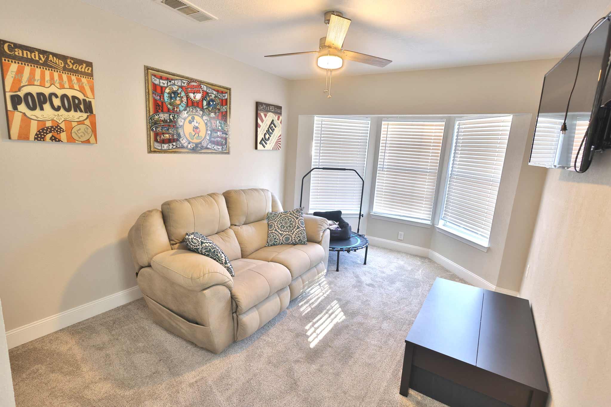 PINE MEADOWS - Residential