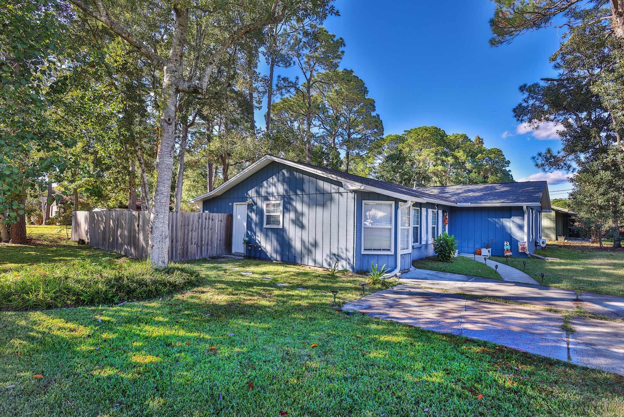 PINE MEADOWS - Residential