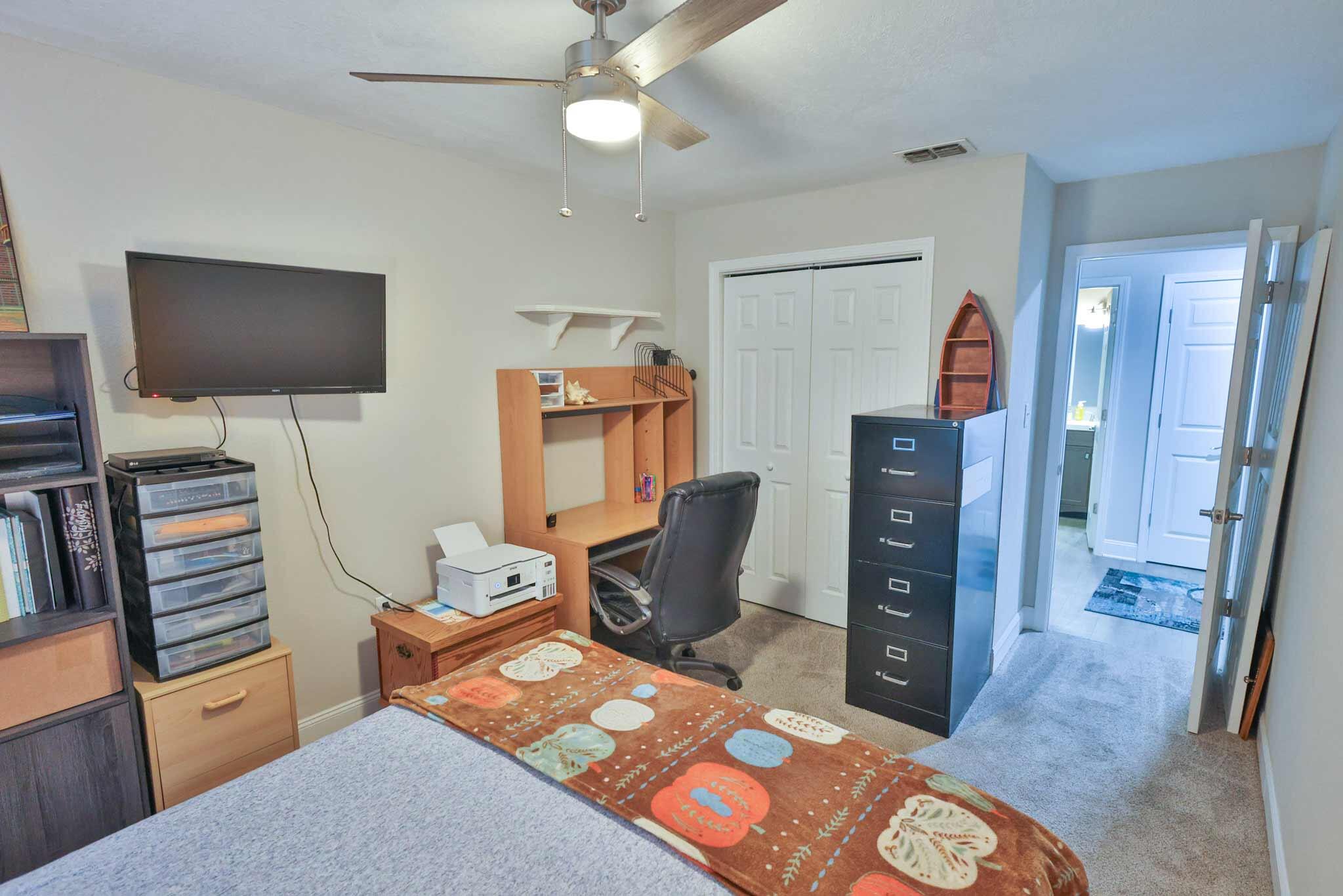 PINE MEADOWS - Residential