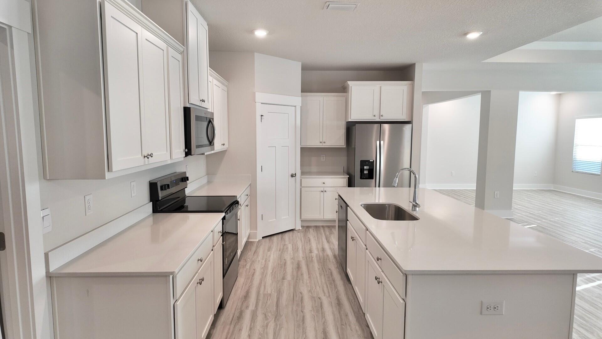 PLANTATION WOODS - Residential
