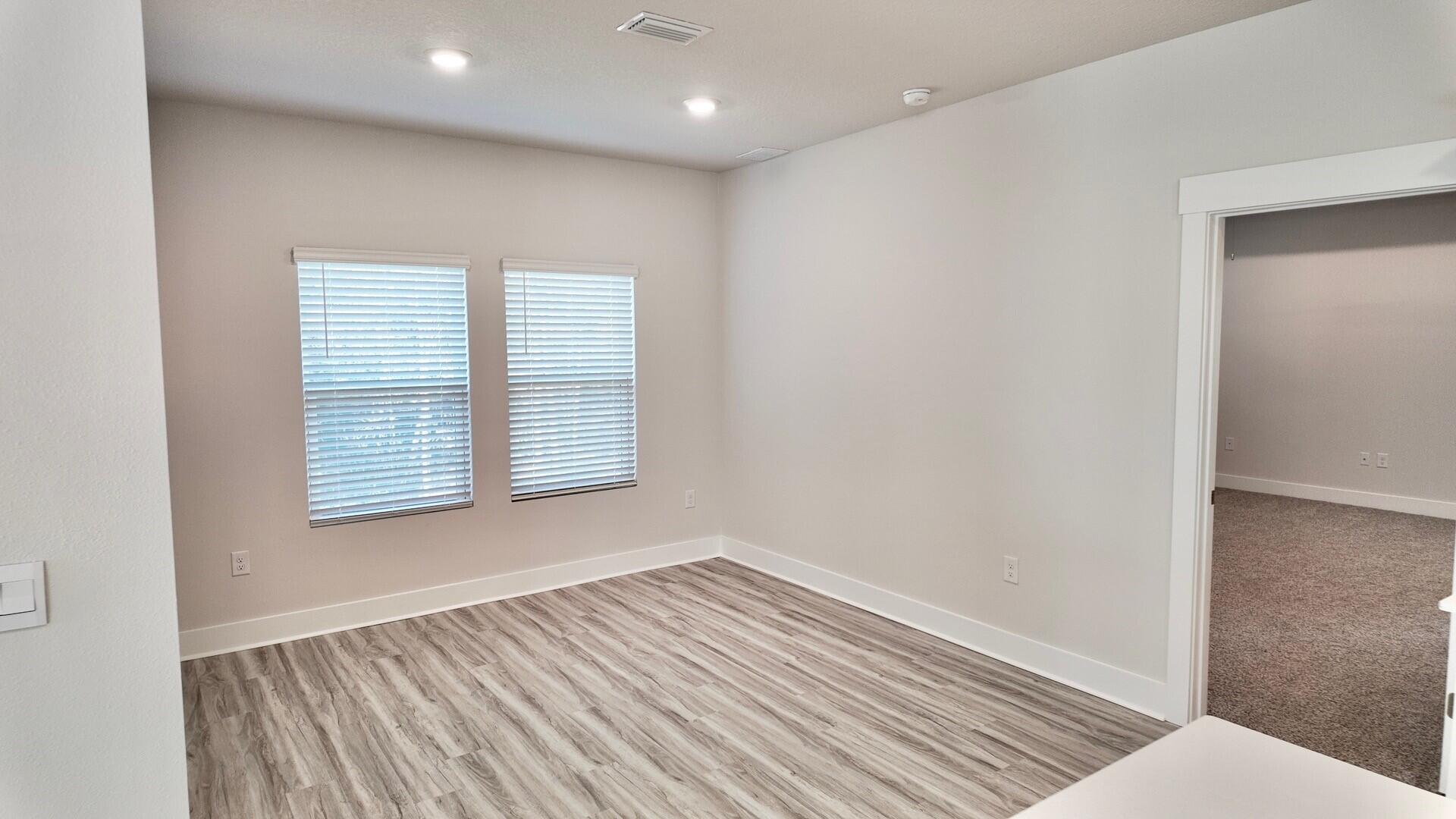 PLANTATION WOODS - Residential