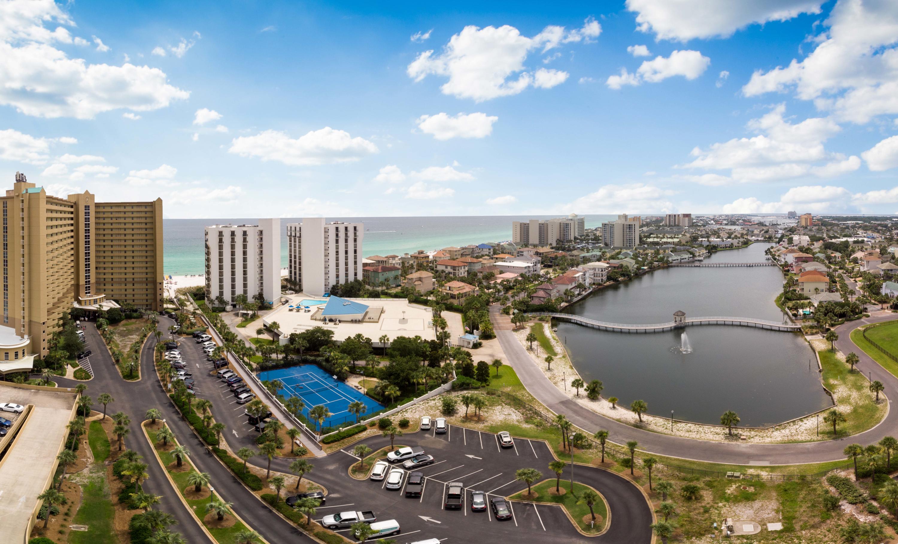 REGENCY TOWERS - Residential
