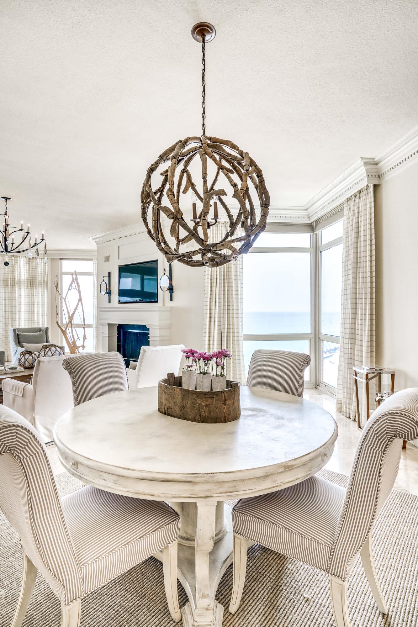 REGENCY TOWERS - Residential