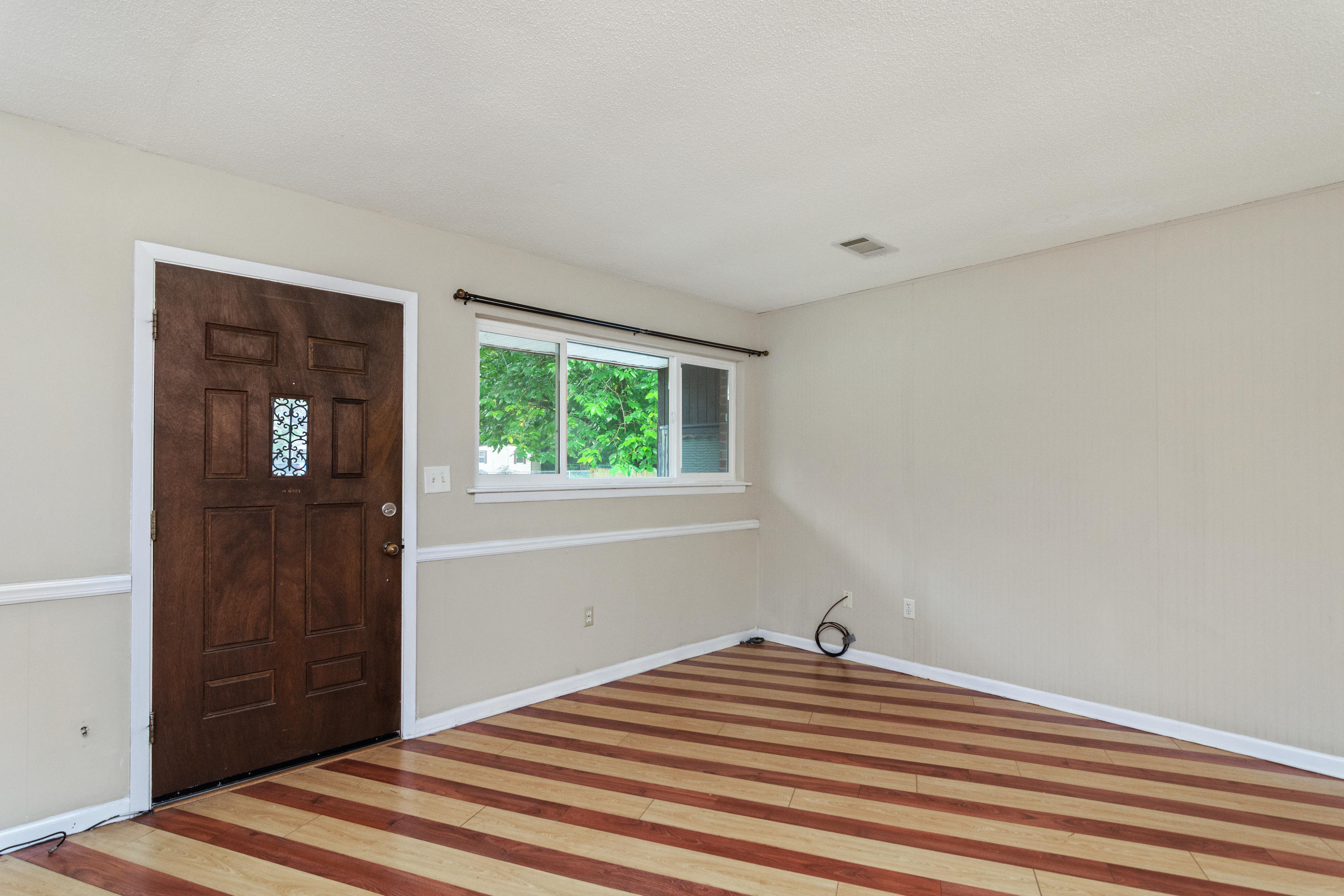 CRESTVIEW - Residential