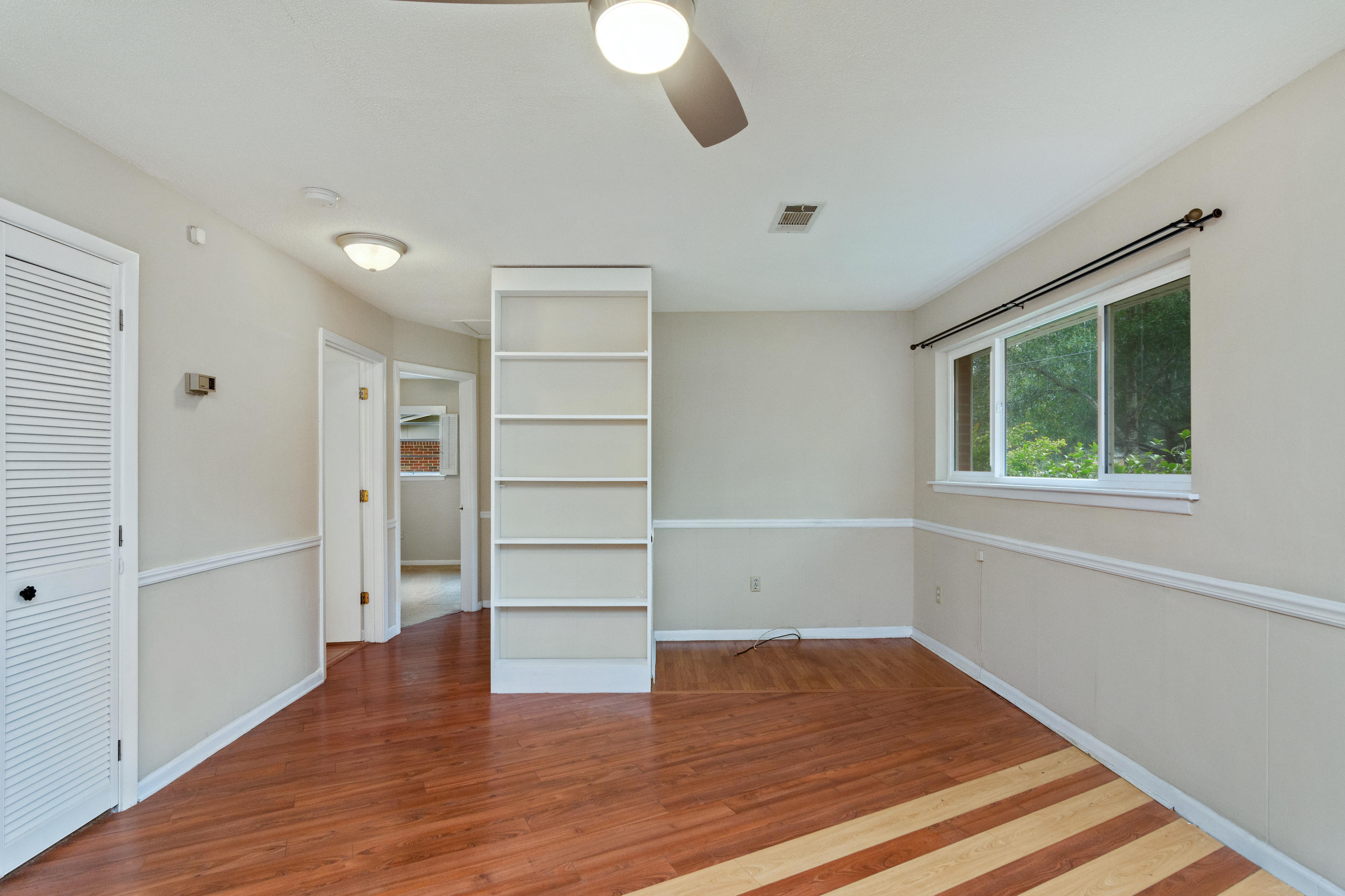 CRESTVIEW - Residential