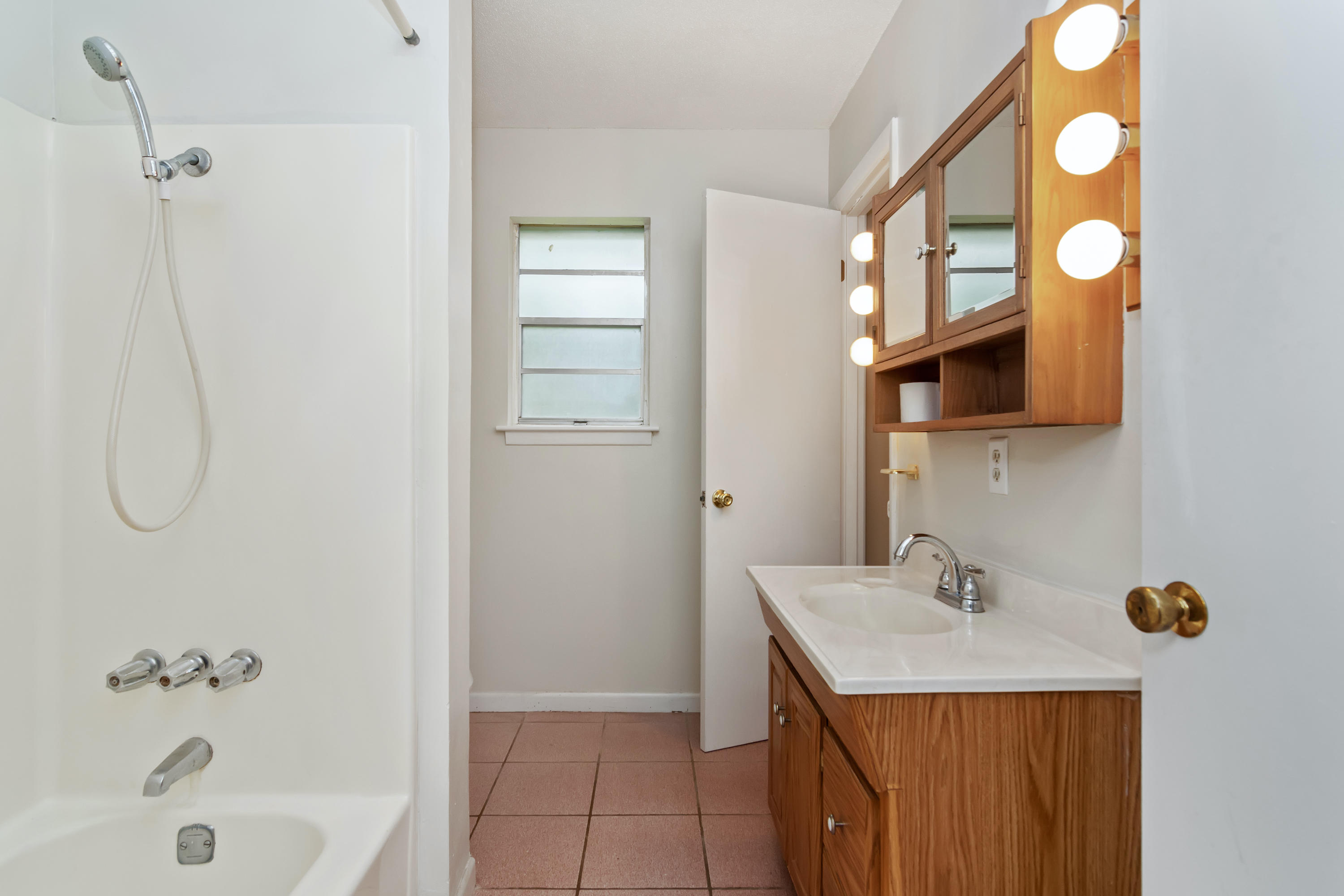 CRESTVIEW - Residential