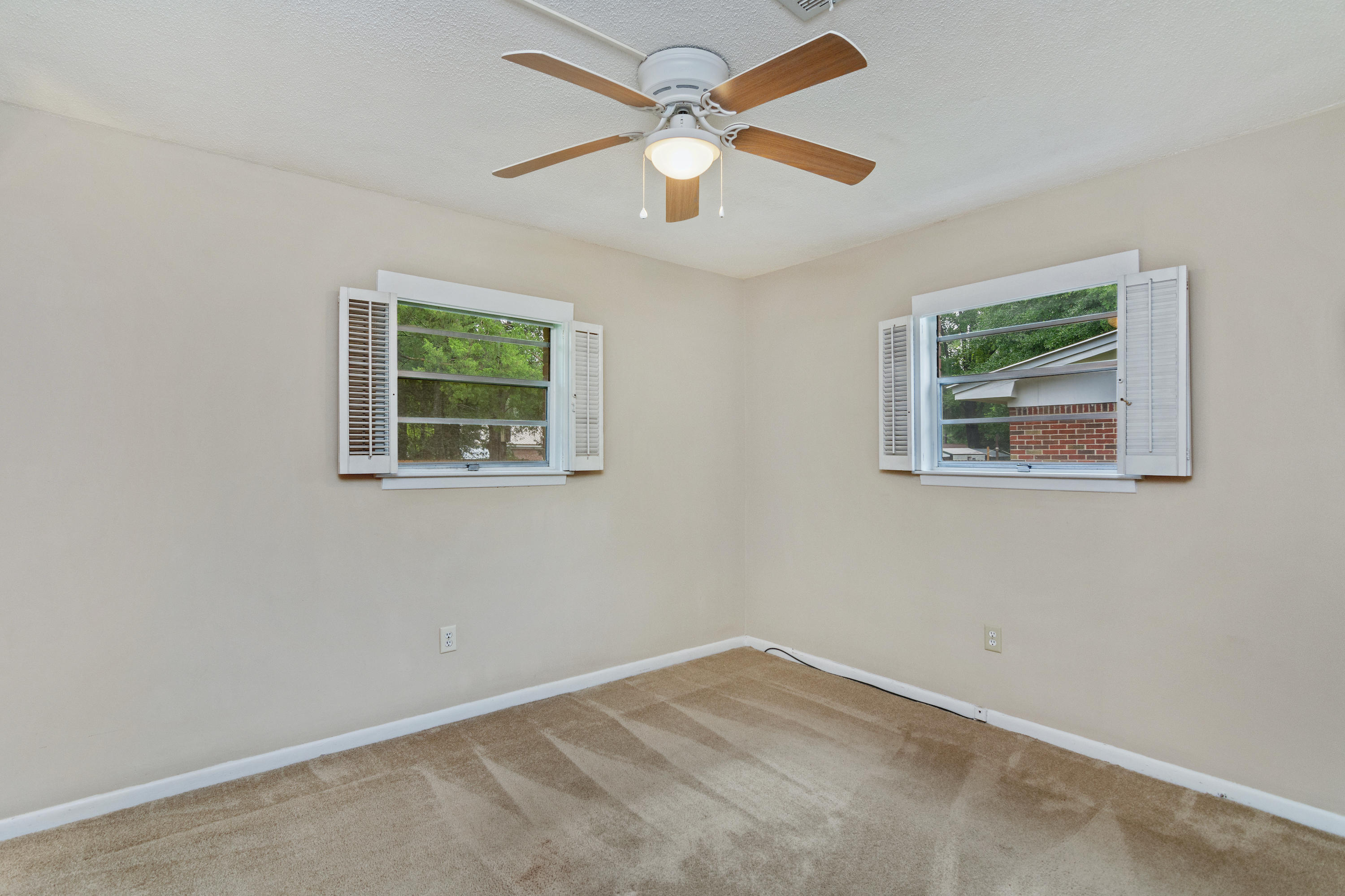 CRESTVIEW - Residential