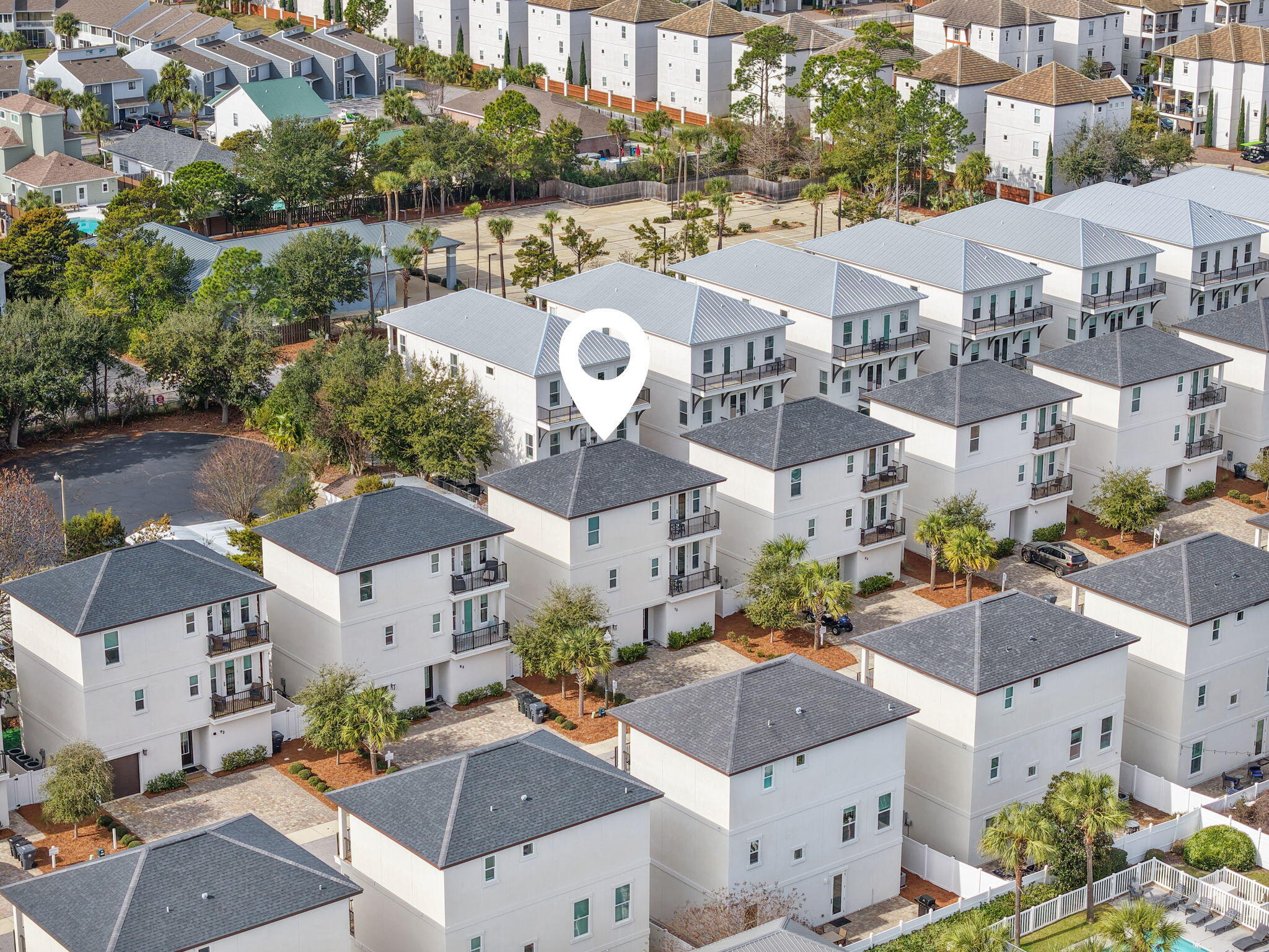 Hidden Palms - Residential