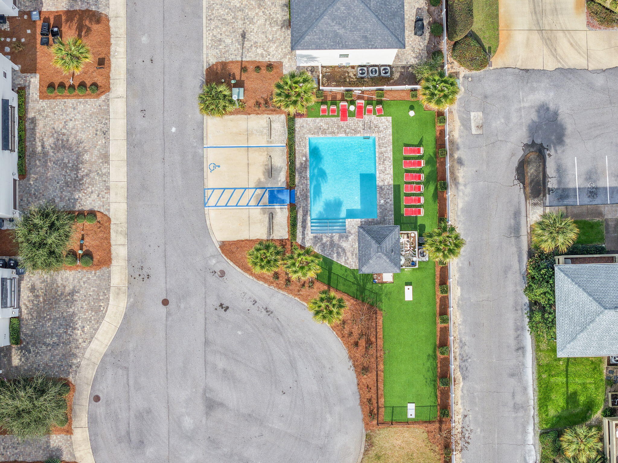 Hidden Palms - Residential