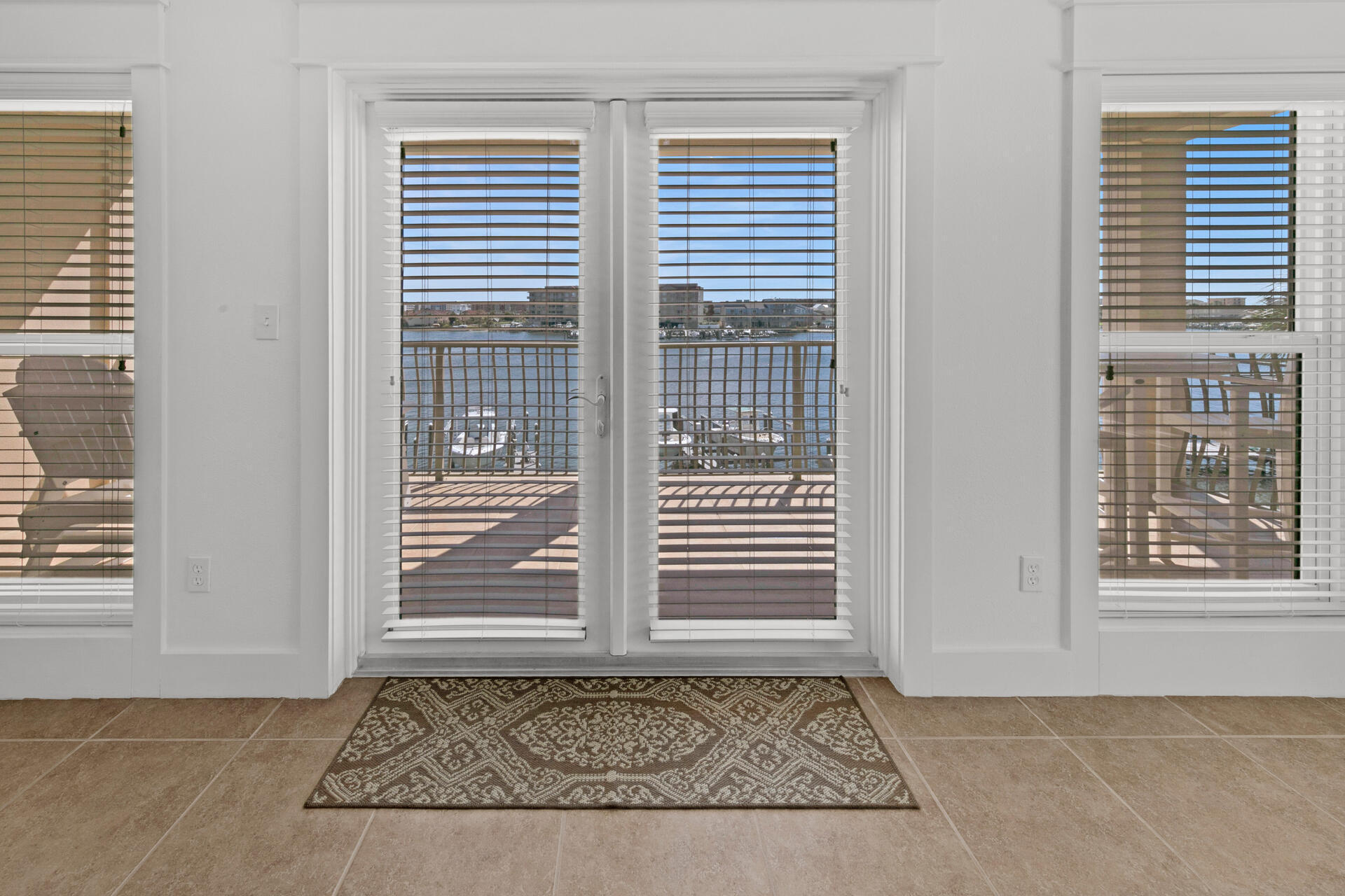 SAILWATCH LANDING - Residential