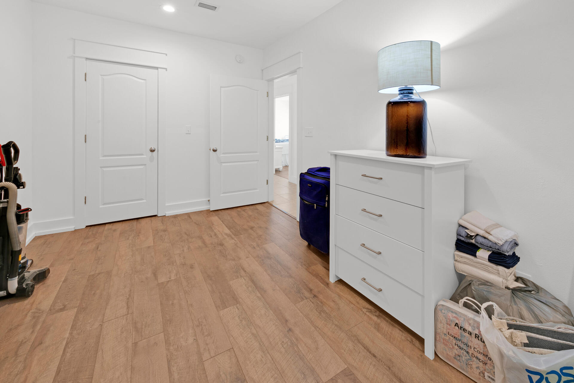 SAILWATCH LANDING - Residential