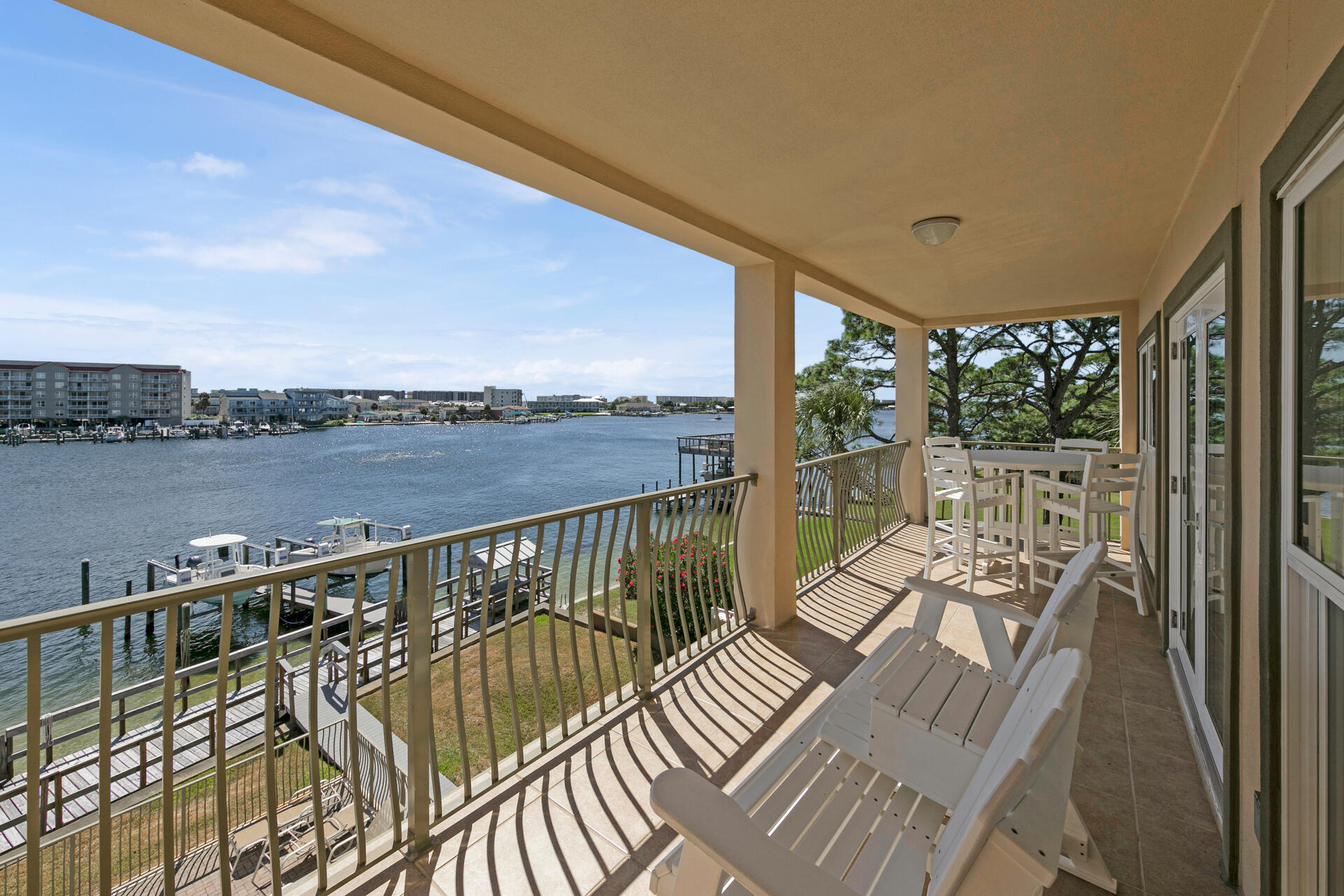 SAILWATCH LANDING - Residential