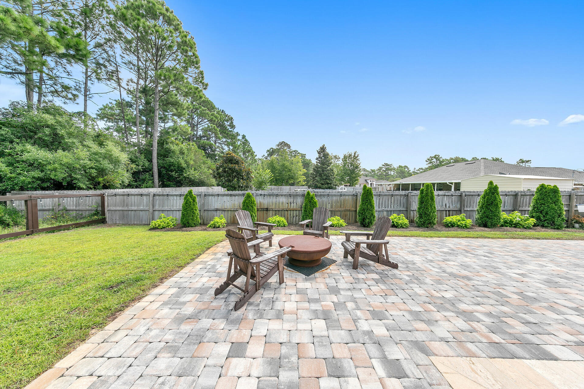 HOLLEY BY THE SEA - Residential