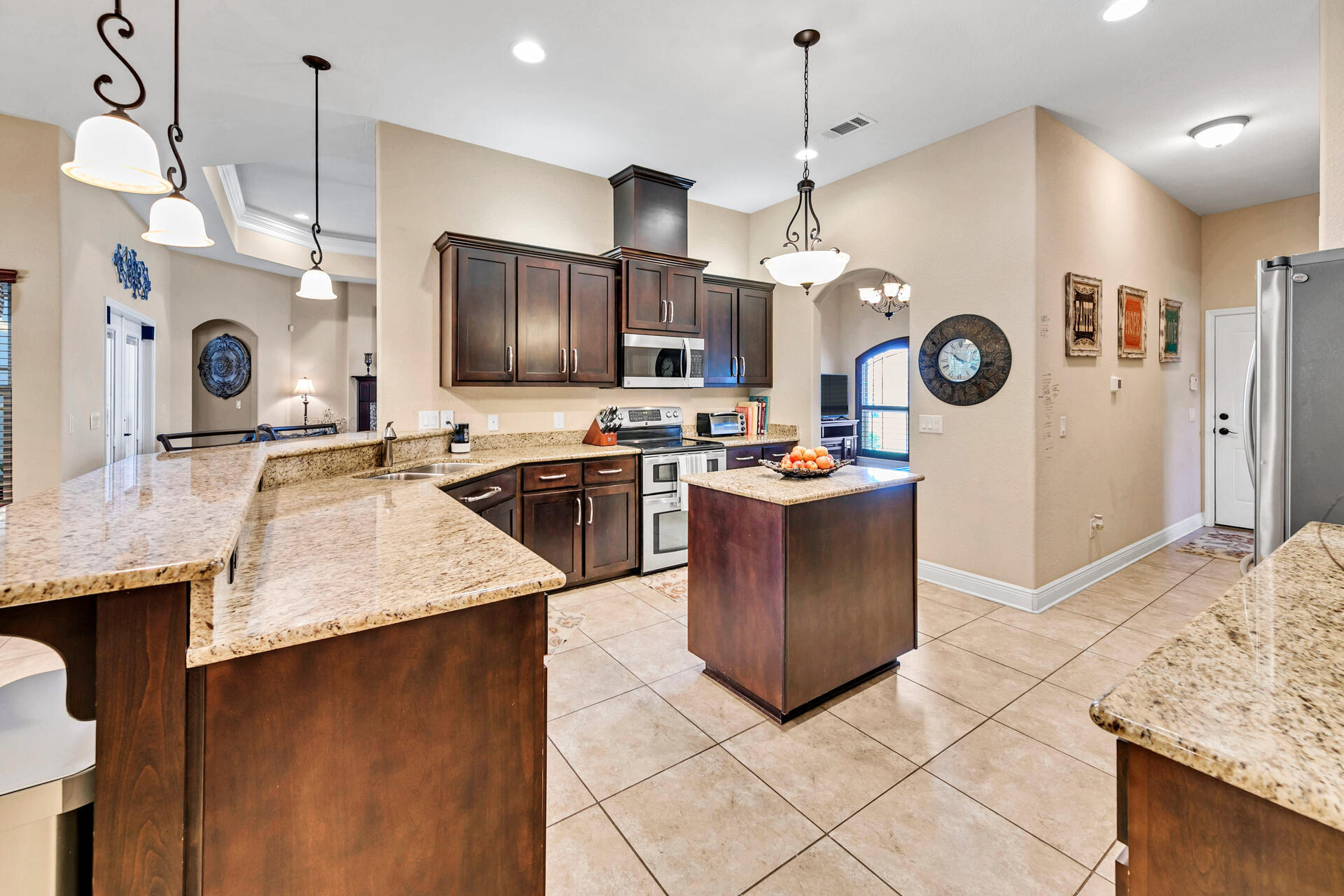 HOLLEY BY THE SEA - Residential