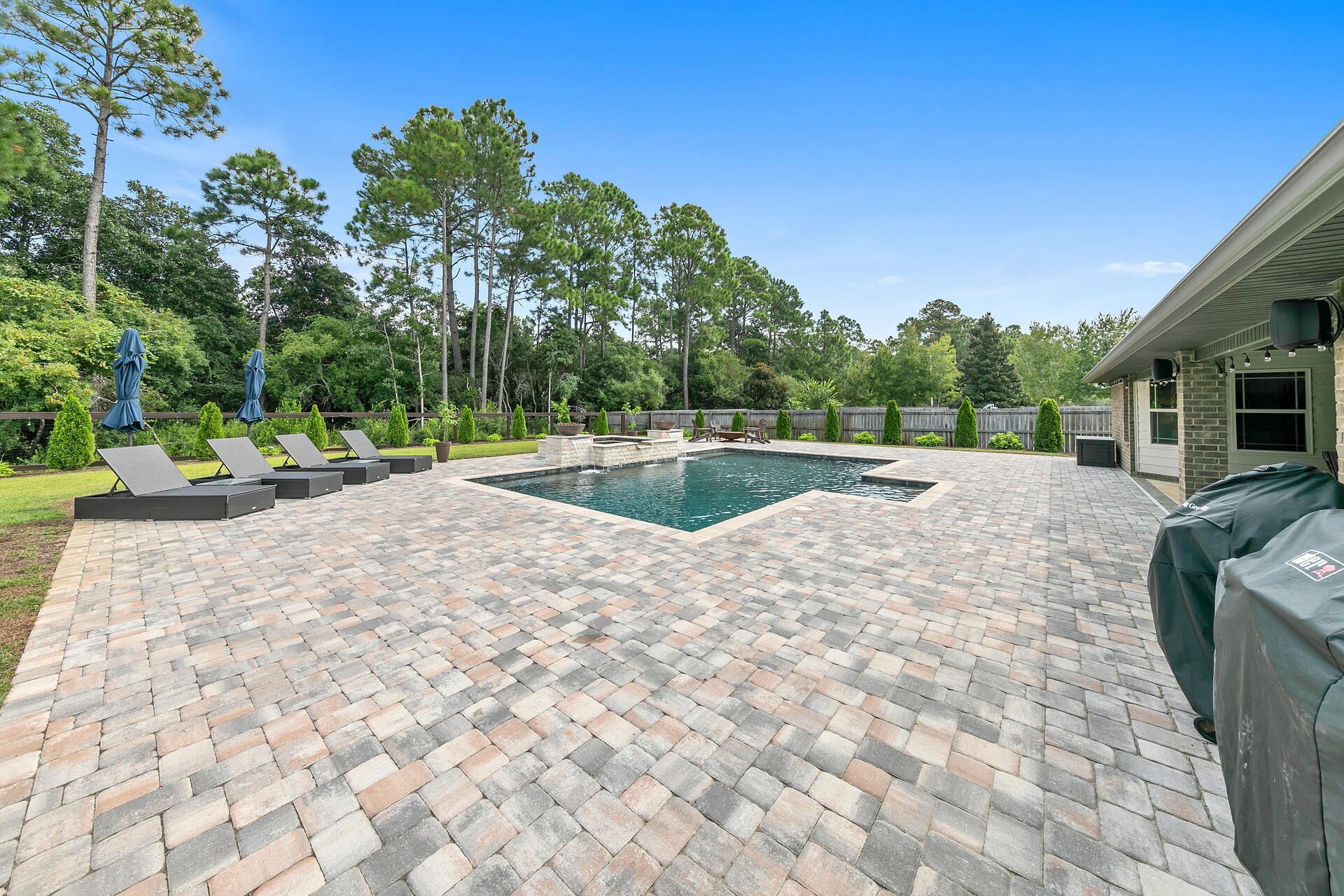 HOLLEY BY THE SEA - Residential