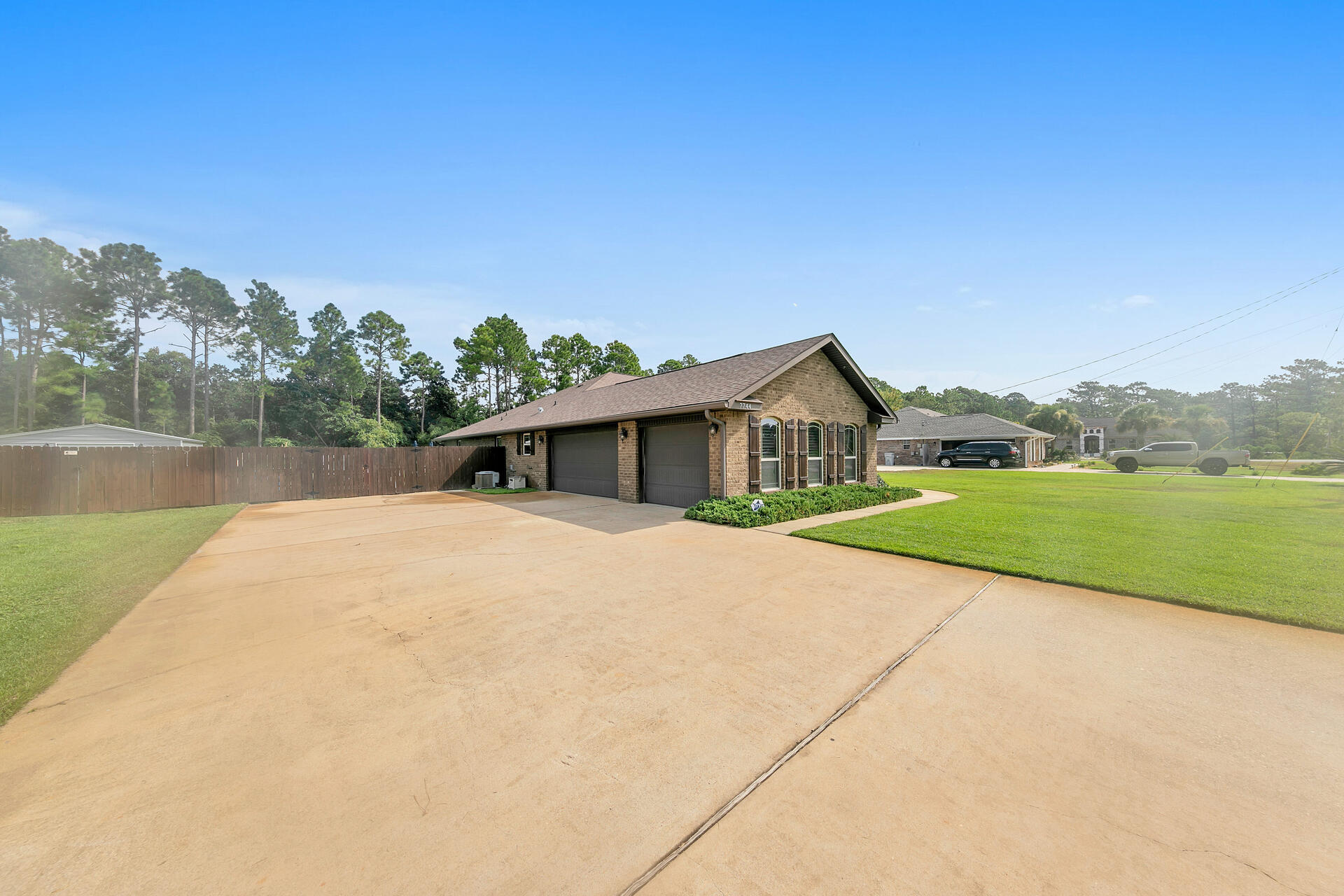 HOLLEY BY THE SEA - Residential