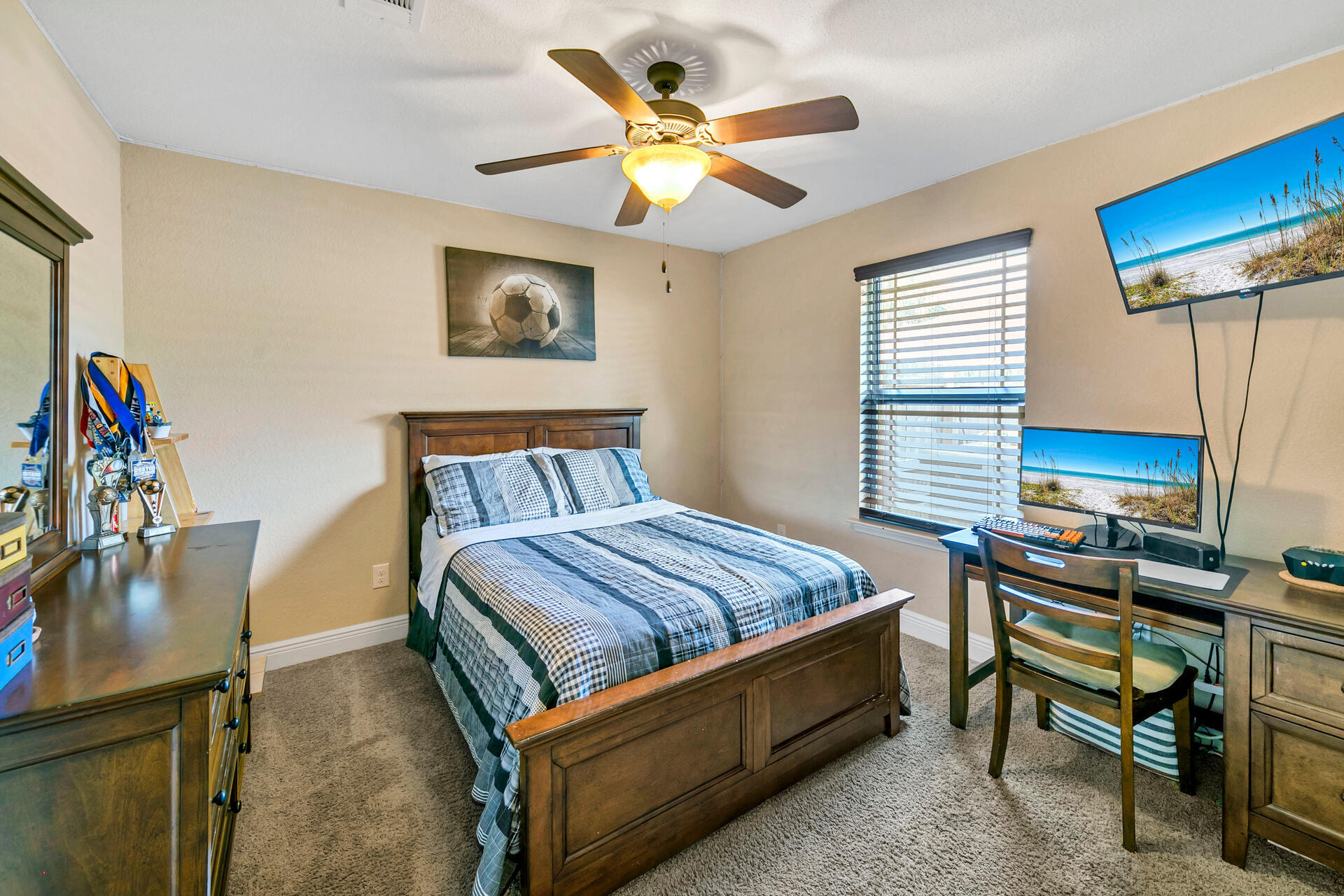 HOLLEY BY THE SEA - Residential