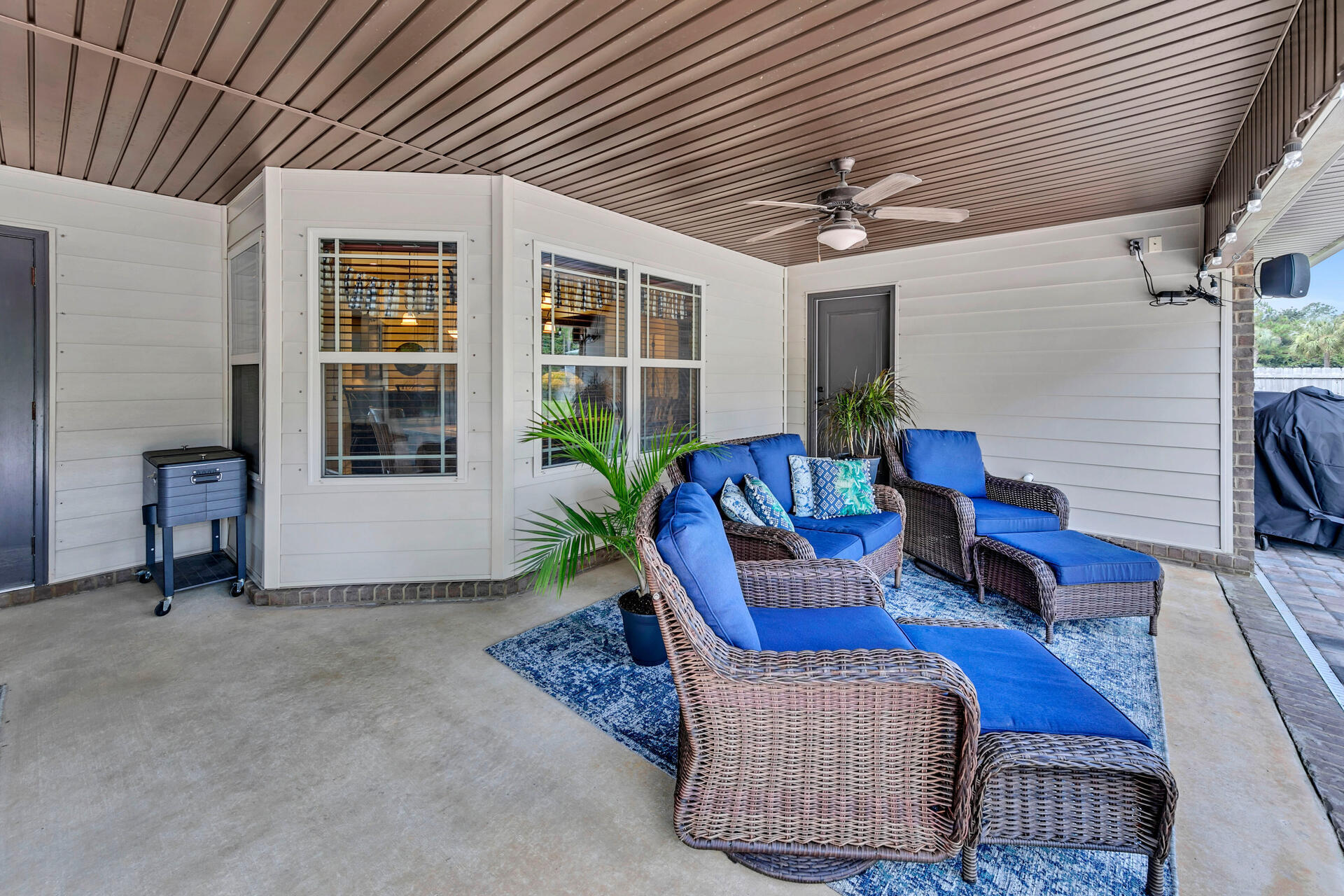 HOLLEY BY THE SEA - Residential