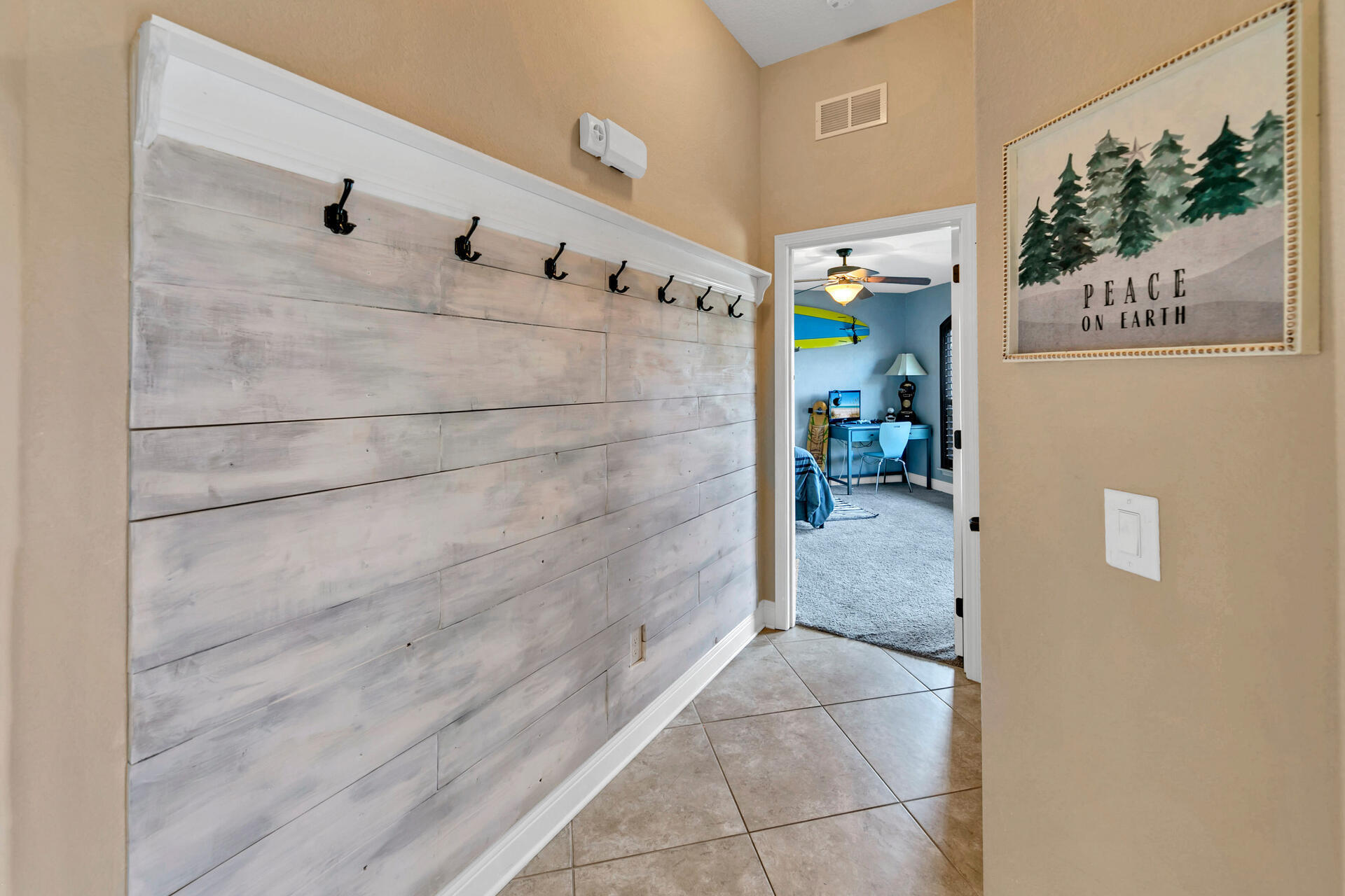 HOLLEY BY THE SEA - Residential