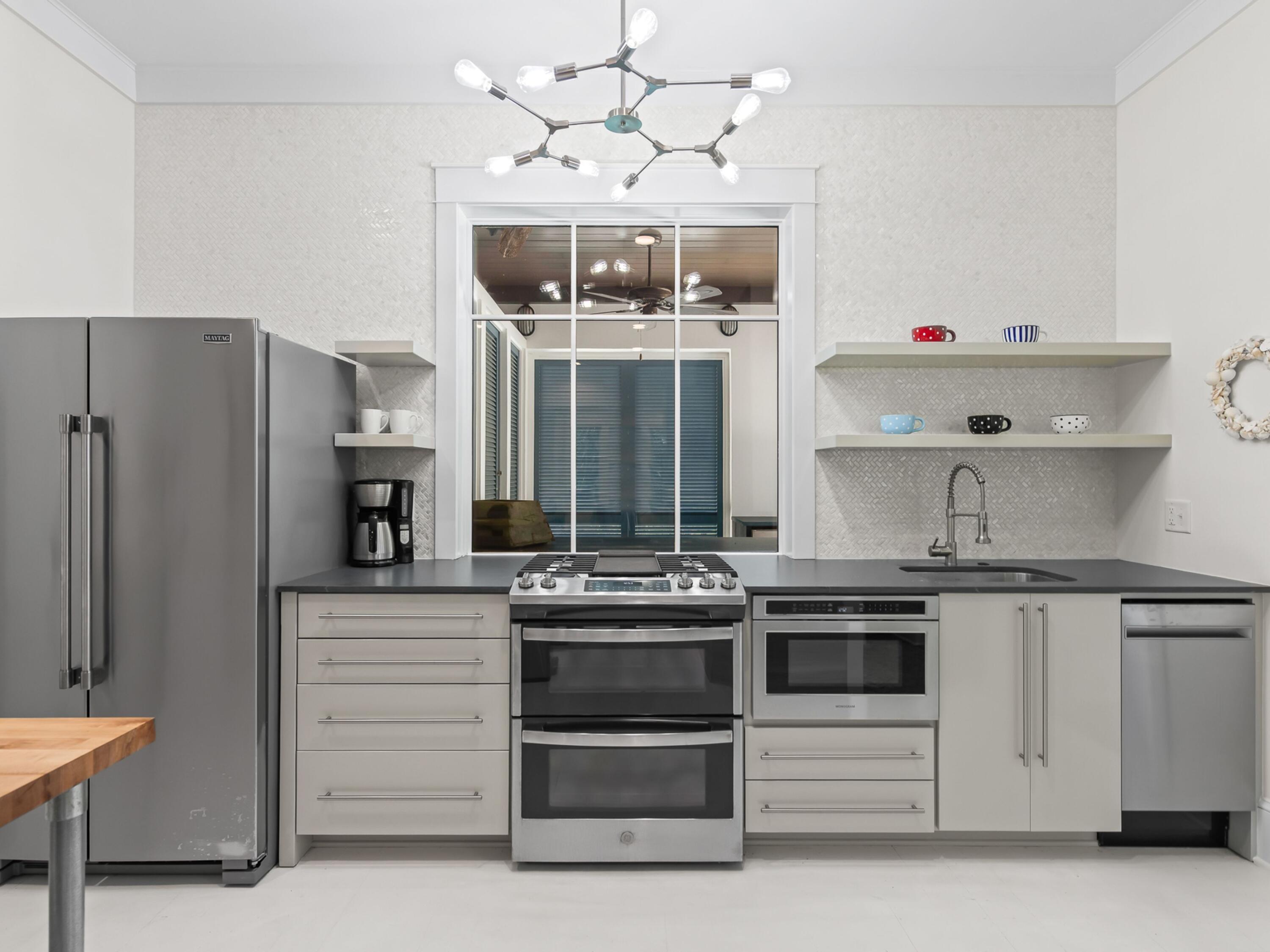 RETREAT THE - Residential